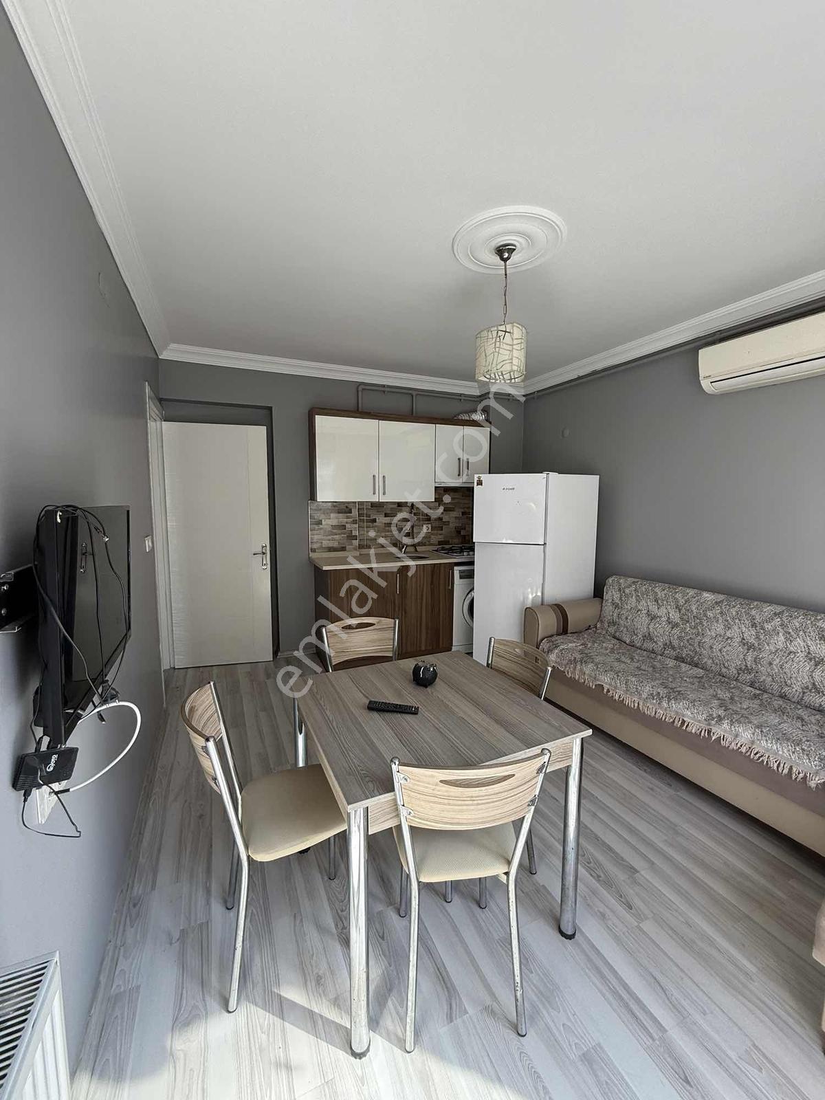 Emlak Center'dan 8 Eylül Hastanesi Yanı Eşyalı 1+1 Daire - Görsel 6