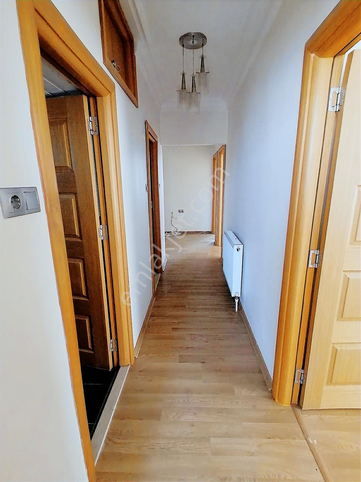 Emfadan Güzelyalı Mh. Süleyman Demirel Bul.d.gazlı 3+1 Daire - Görsel 23