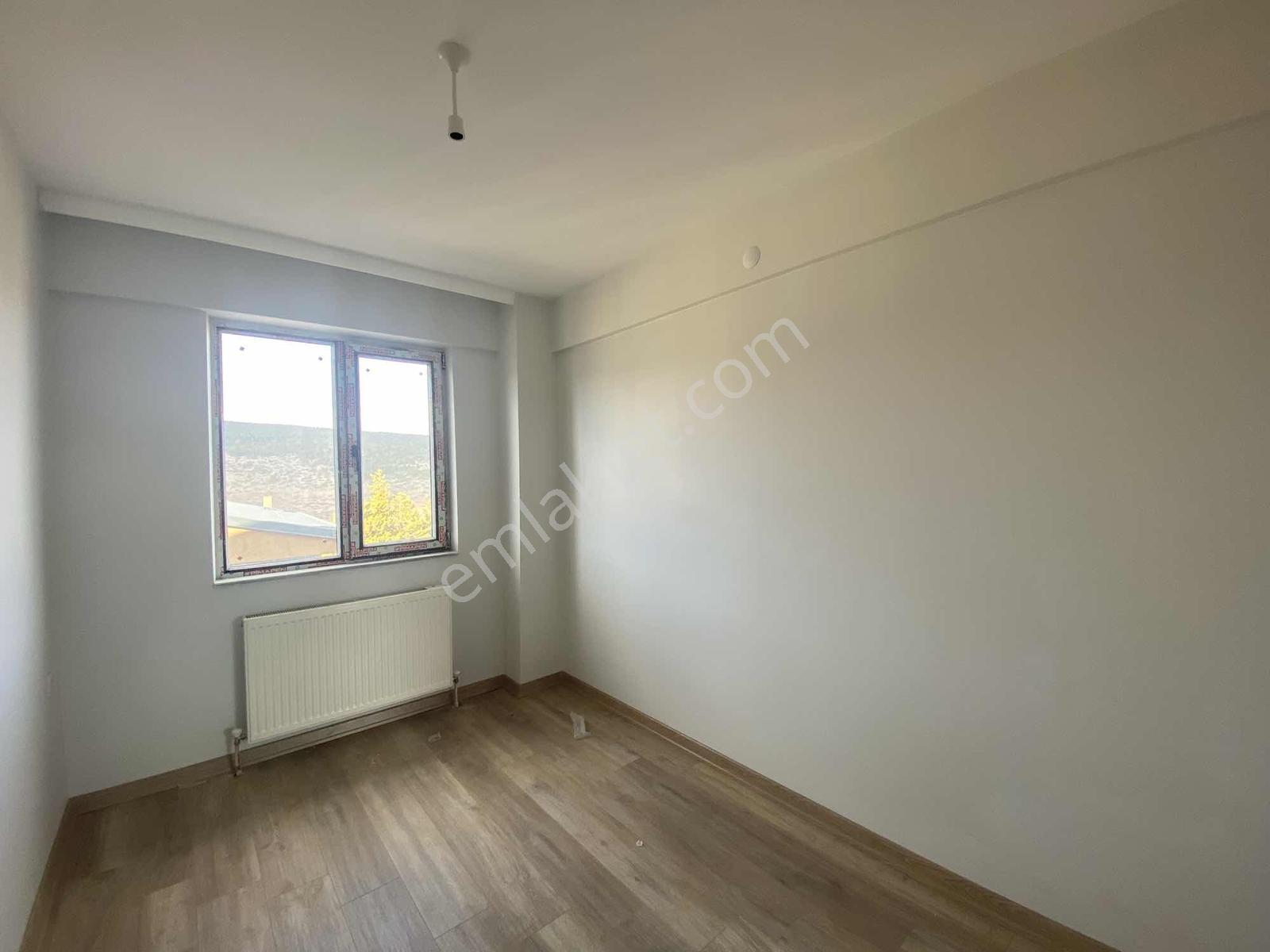 Çamlıdere' De Orman Manzaralı Site İçinde Satılık 2+1 Villa - Görsel 29