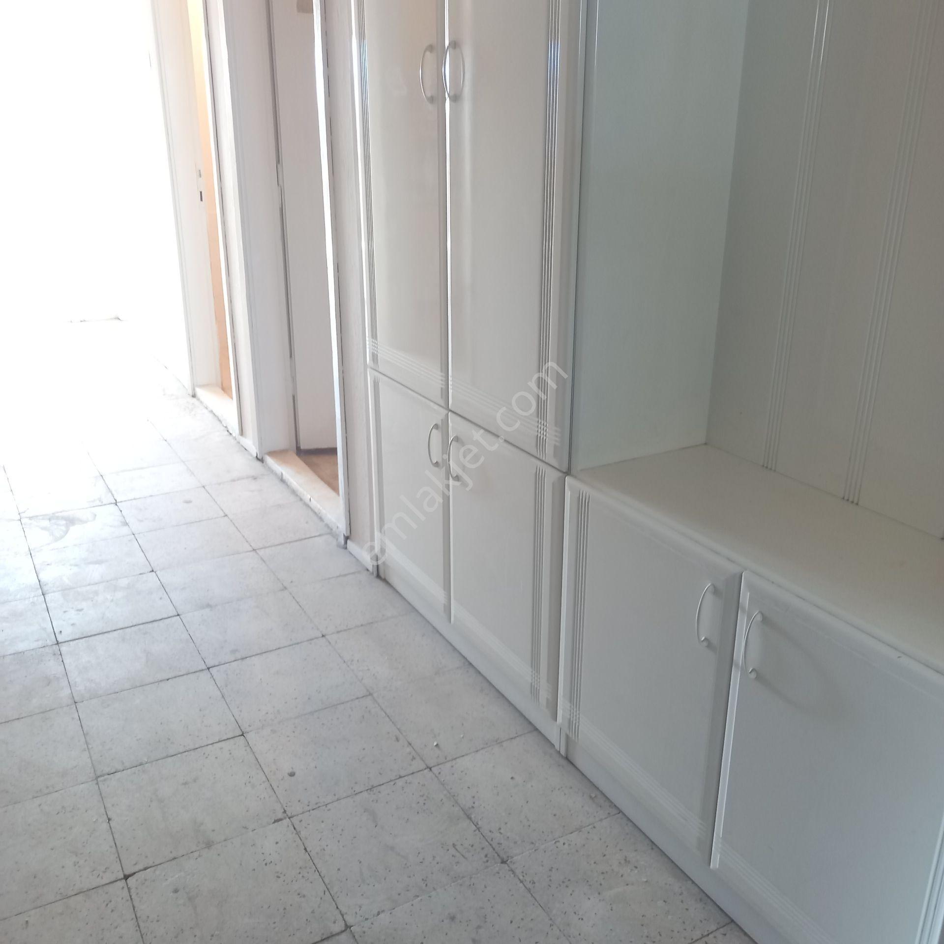 Dönertaş Emlaktan Merkezde Kiralık Daire - Görsel 33