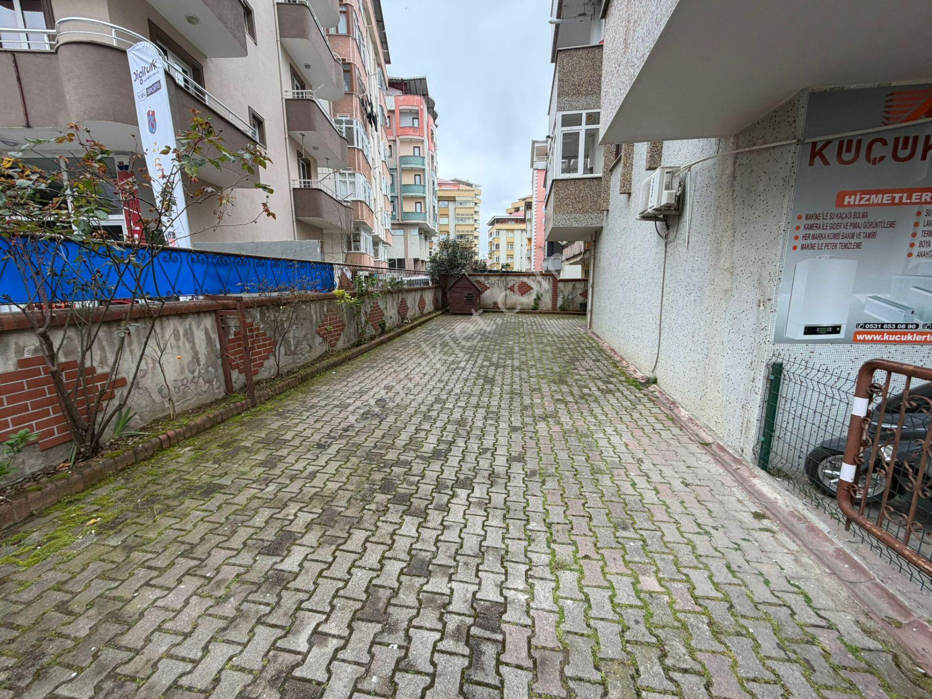 Küçükler Gayrimenkulden Karşıyaka Da Kiralık Daire - Görsel 19