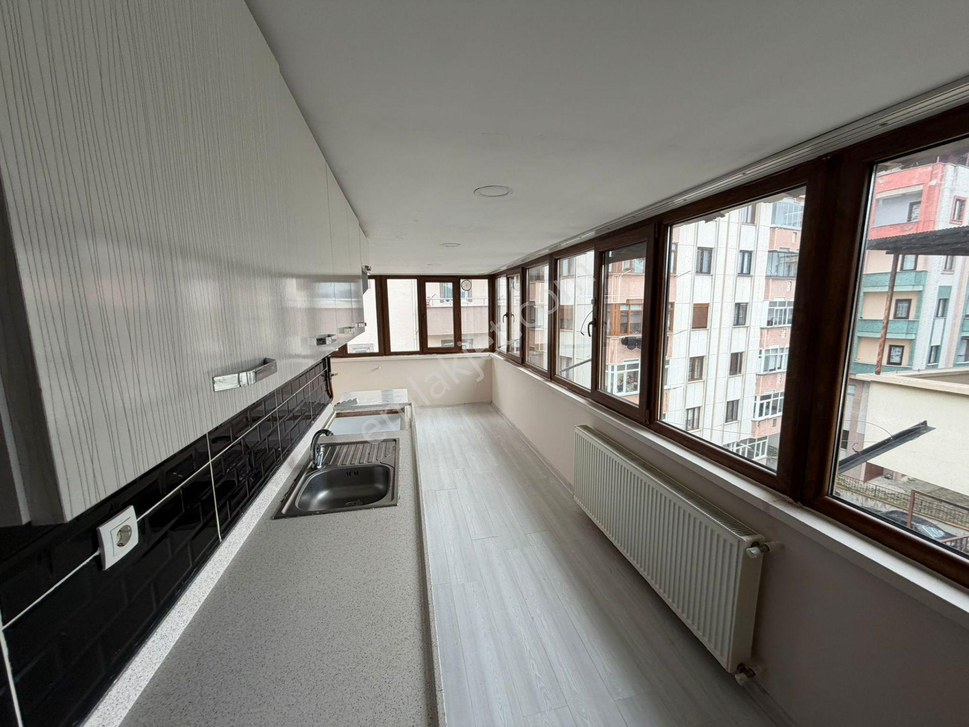 Küçükler Gayrimenkulden Karşıyaka Da Kiralık Daire - Görsel 11