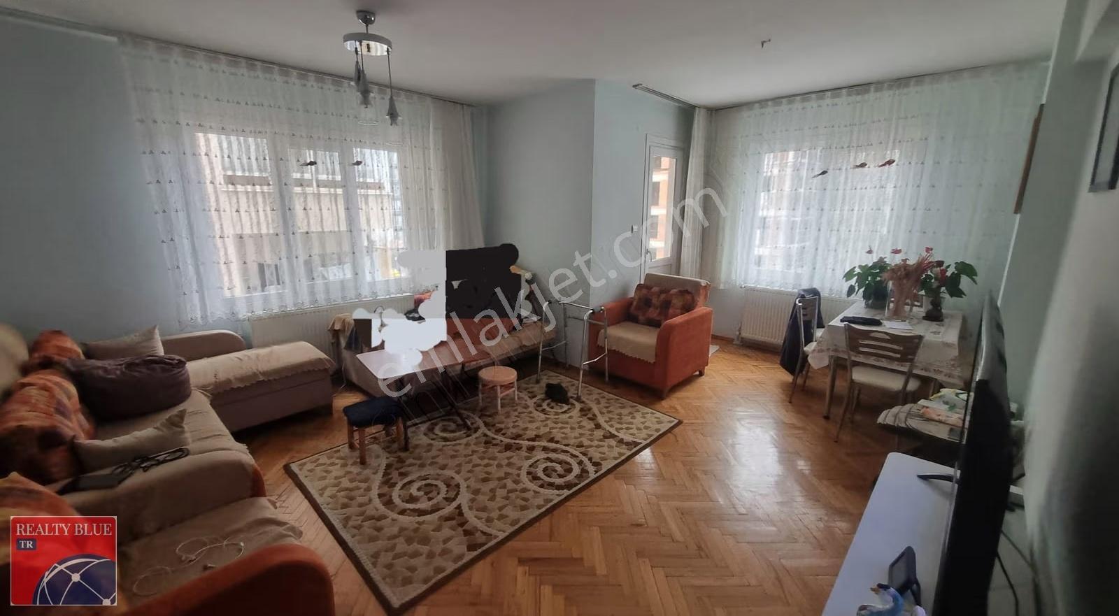 Kartal|orhantepe Mah.|marmarayve Sahile Yakın 3+1 Satılık Daire