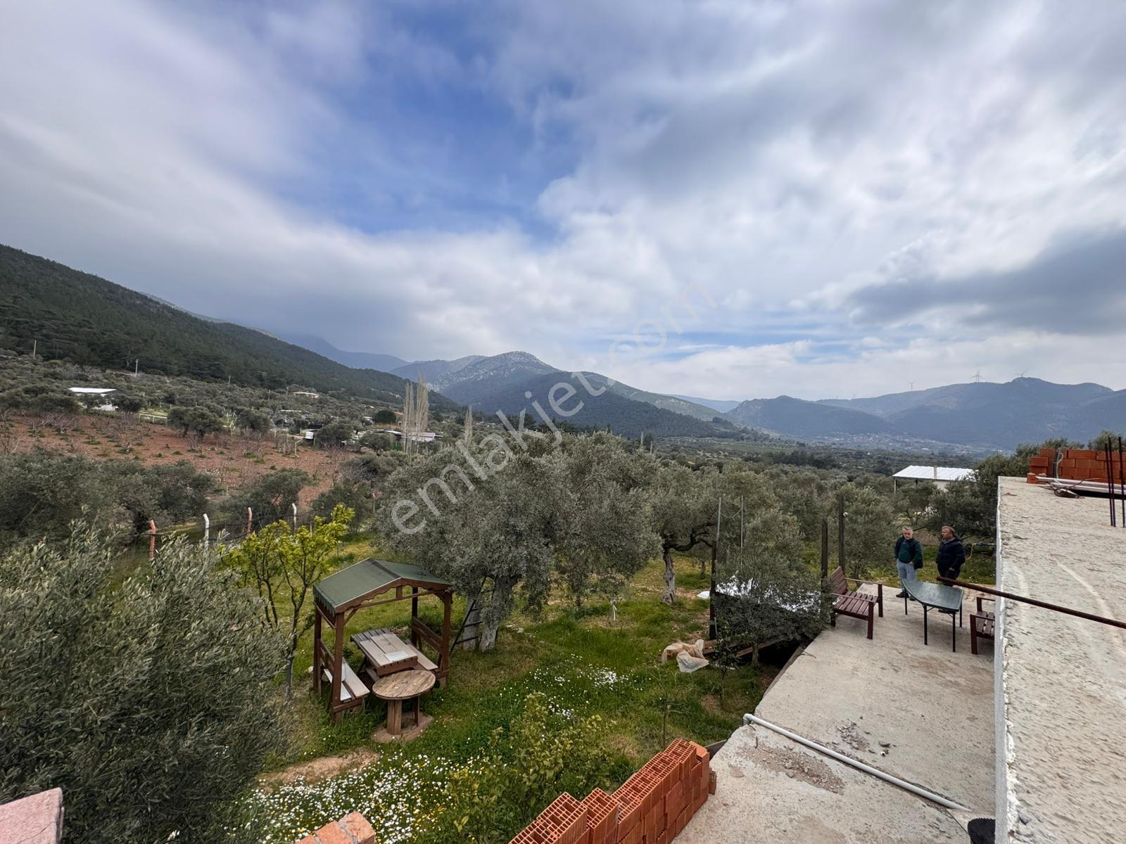 Dereköyde 1650 M² Bahçe + Ev - Görsel 14