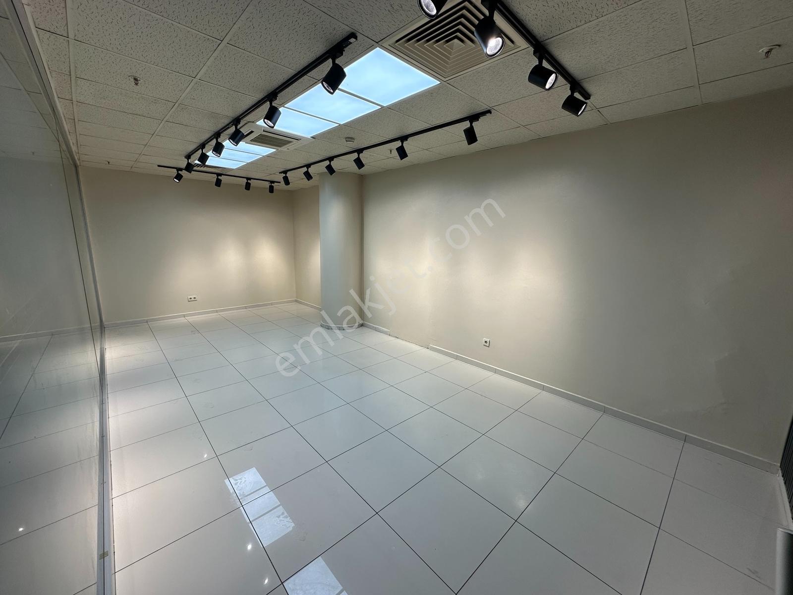 Kiralık Atmaca Avm'de Dükkan 35 M² - Görsel 10