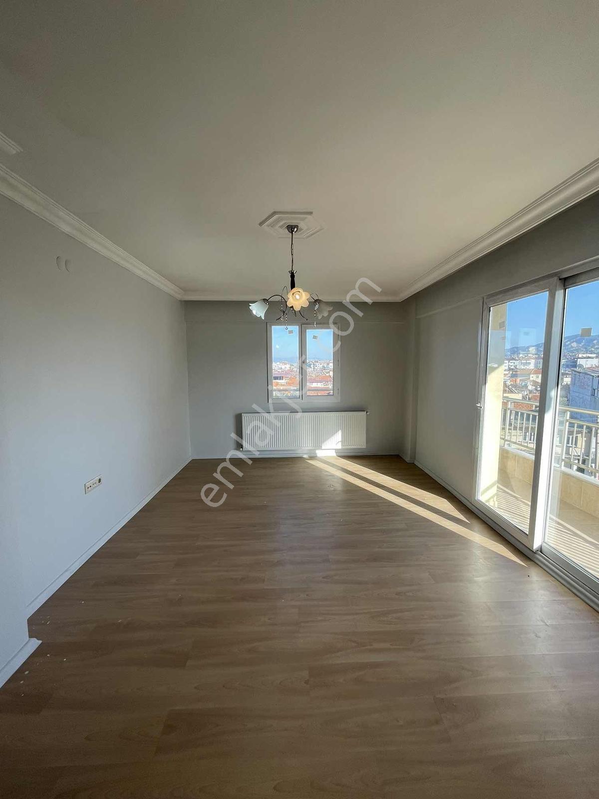 Salihli Cumhuriyet Mahallesinde Kiralık 2+1 Dubleks - Görsel 15