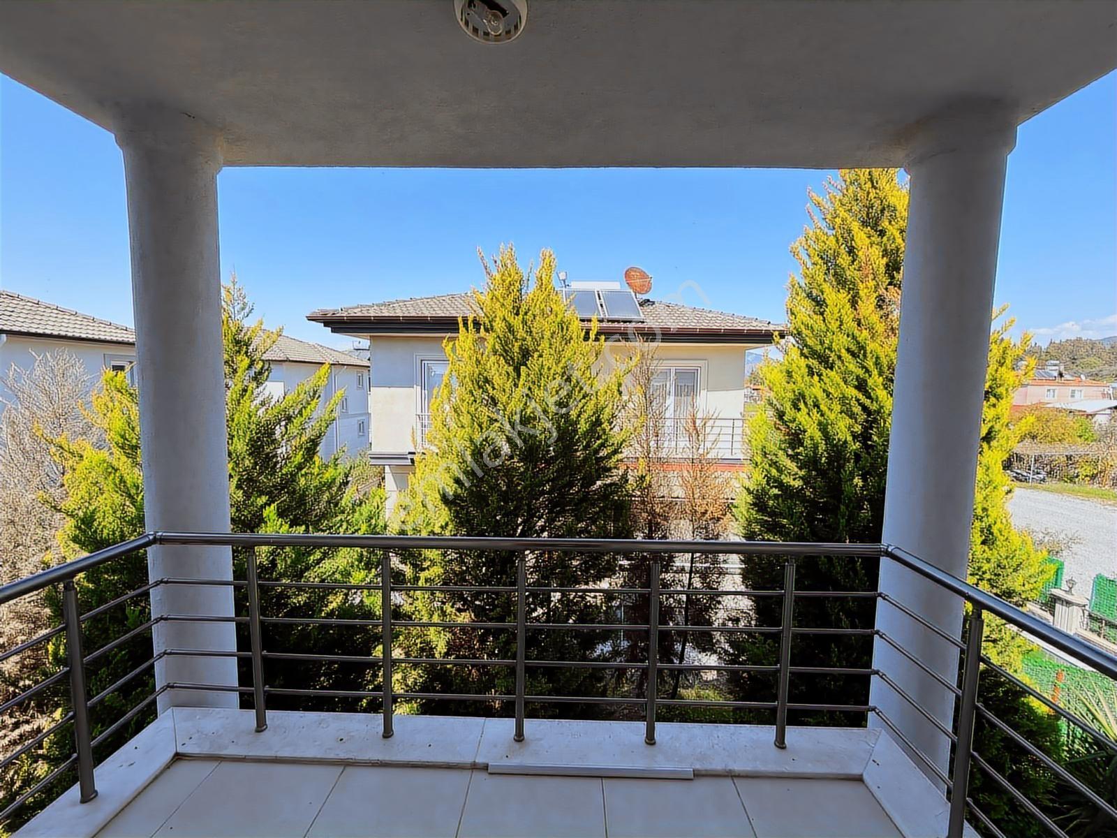 Dalaman Şerefler'de Satılık 4+1 200 M2 Müstakil Villa - Görsel 17