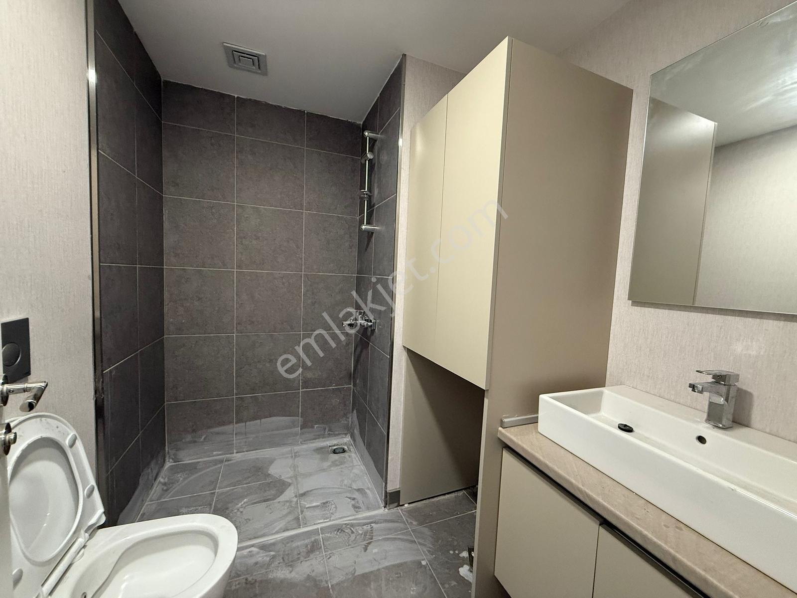 Meydan Ardıçlı'da En Büyük Tip Oturuma Hazır 1+1 Kiralık Daire ! - Görsel 16