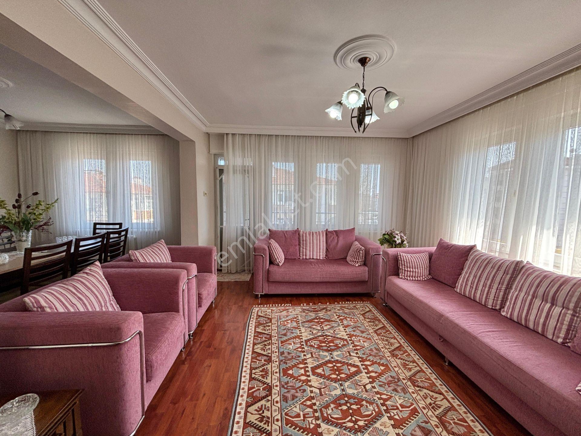 Cb King'den Toygar Mahallesi Mehmet Akif Ersoy C. Fatih Sitesi Satılık Daire E - Görsel 10