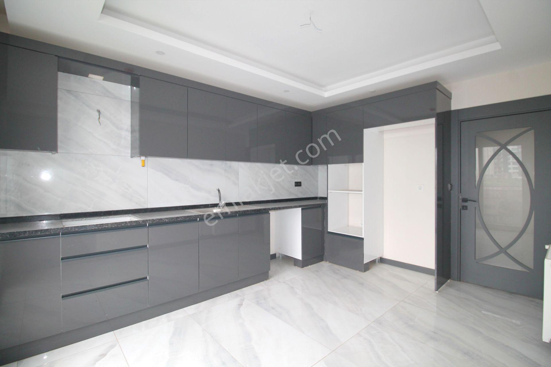 Retro’dan Zeytinli Cadde Civarı Konsept Site İçerisinde Lüks 3+1 - Görsel 12