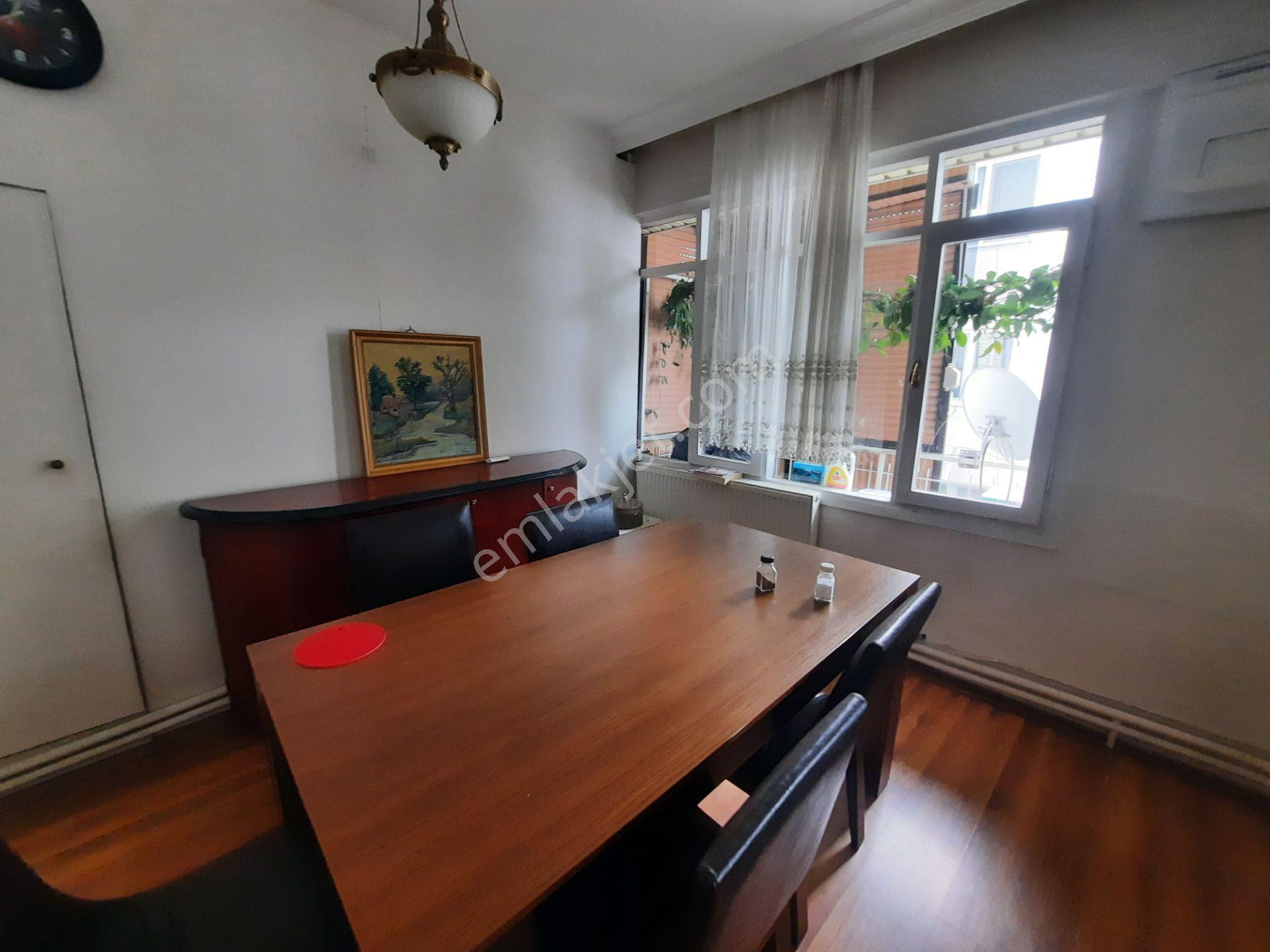 Fevzi Çakmak'ta, Köşe Konumlu, 3 Balkonlu, Her Katta Tek Daire! - Görsel 8