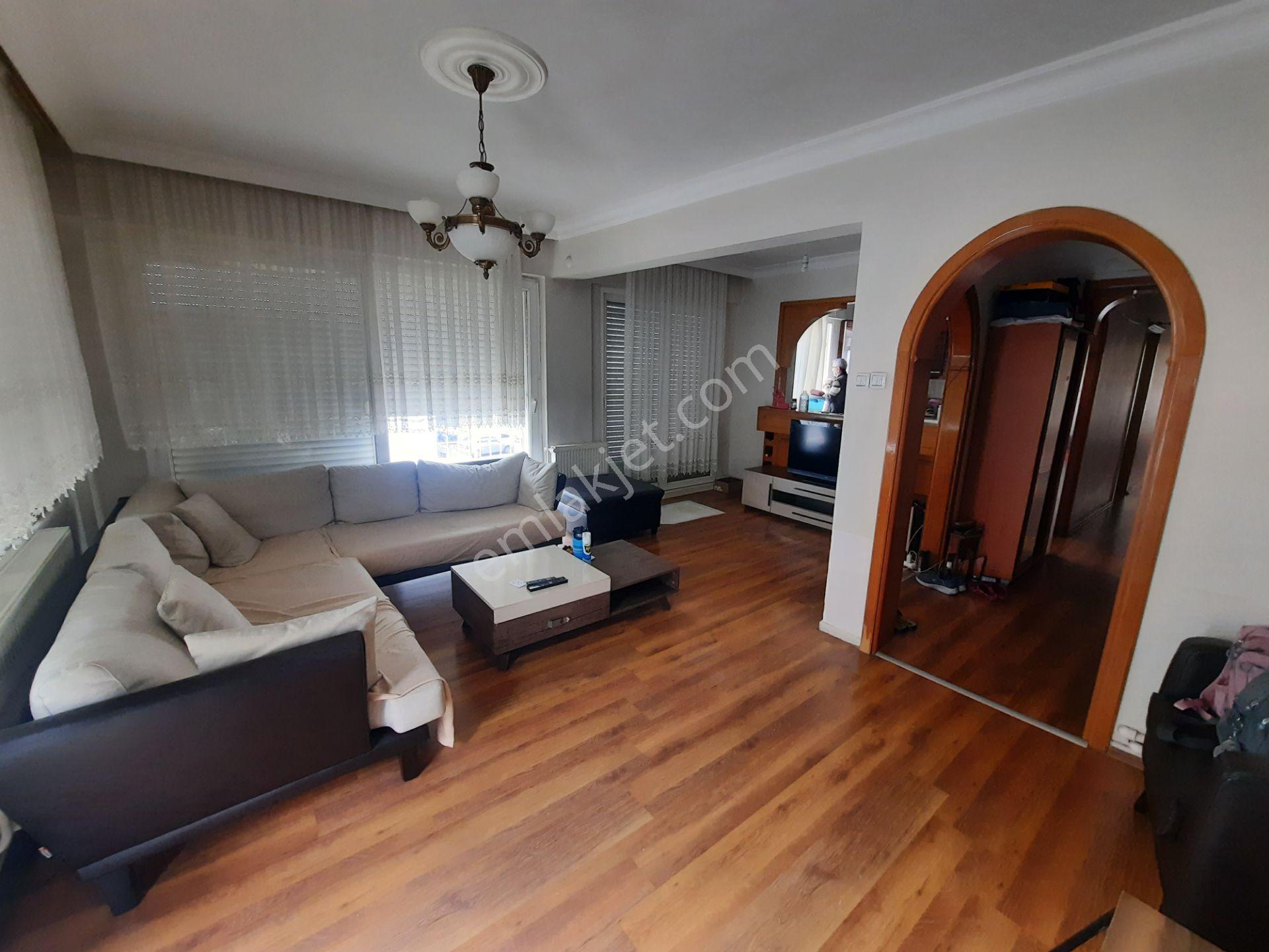Fevzi Çakmak'ta, Köşe Konumlu, 3 Balkonlu, Her Katta Tek Daire! - Görsel 5