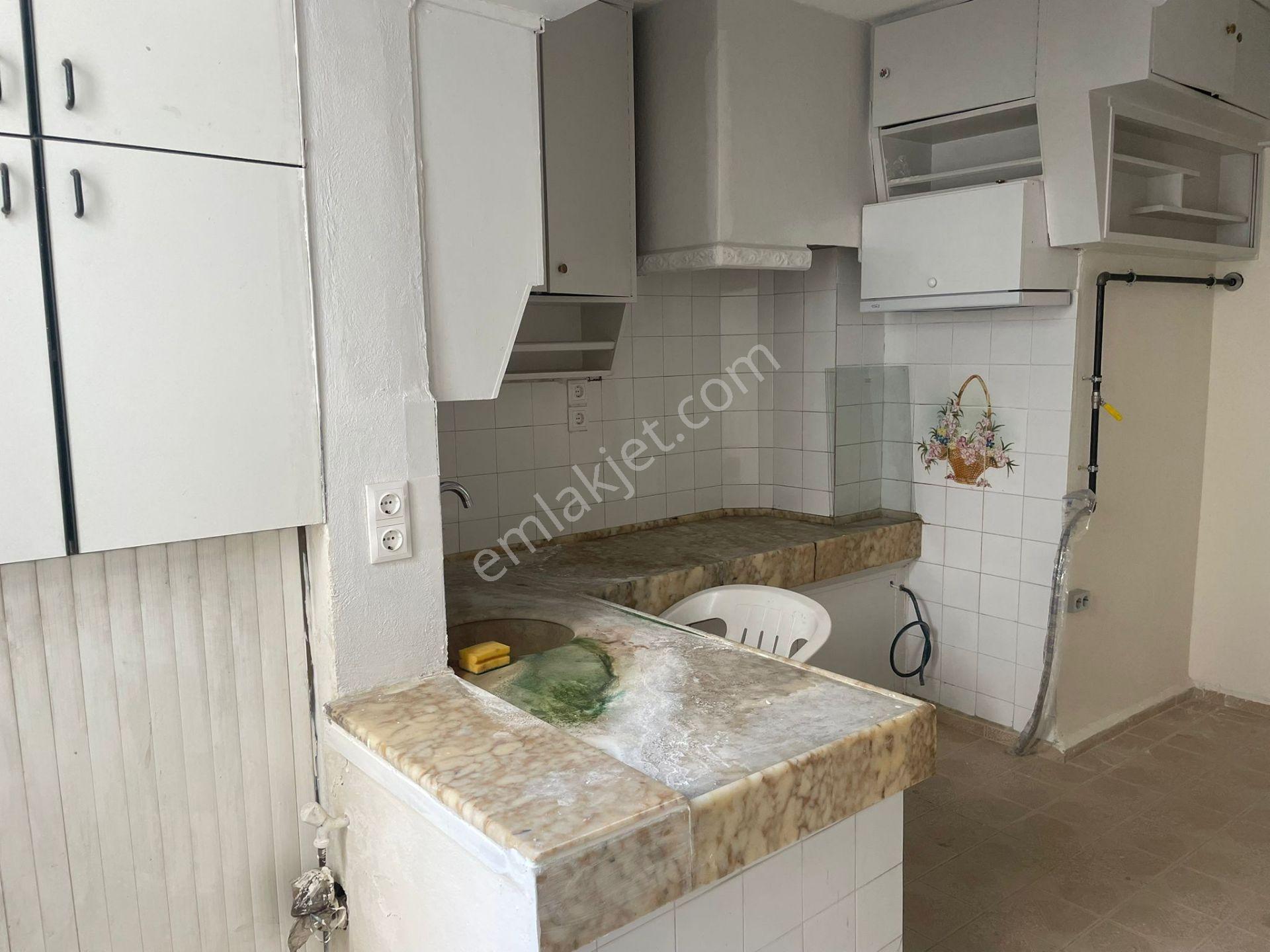 Nazilli Sağlık Cad.çarşı-merkezde Doğal Gazlı 3+1 Kiralık Daire - Görsel 23