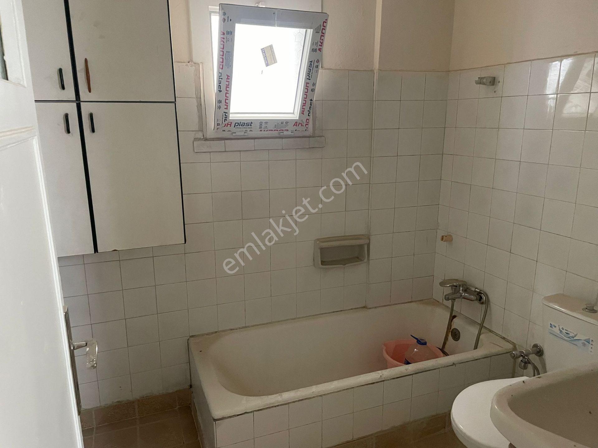 Nazilli Sağlık Cad.çarşı-merkezde Doğal Gazlı 3+1 Kiralık Daire - Görsel 27