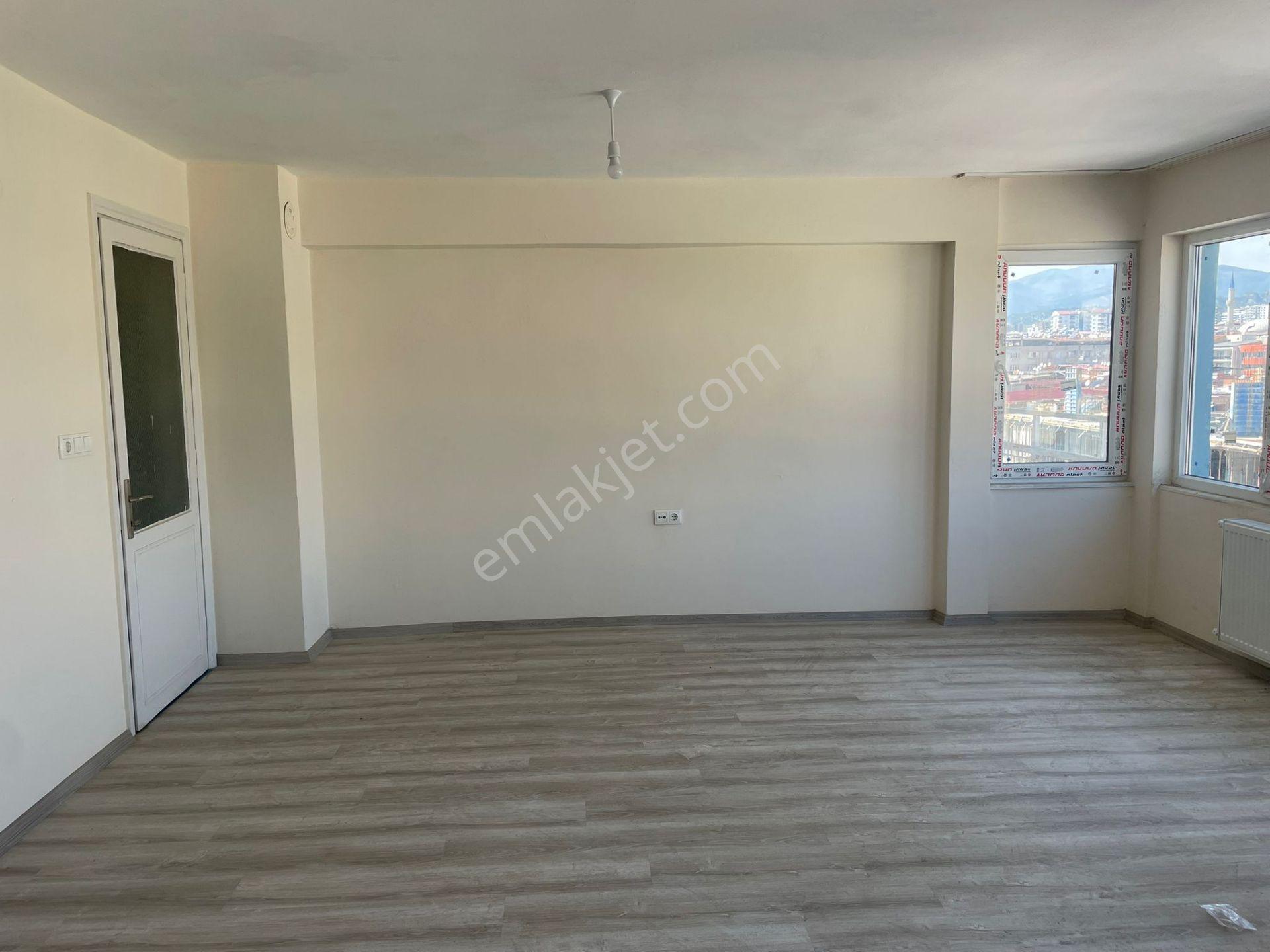 Nazilli Sağlık Cad.çarşı-merkezde Doğal Gazlı 3+1 Kiralık Daire - Görsel 11
