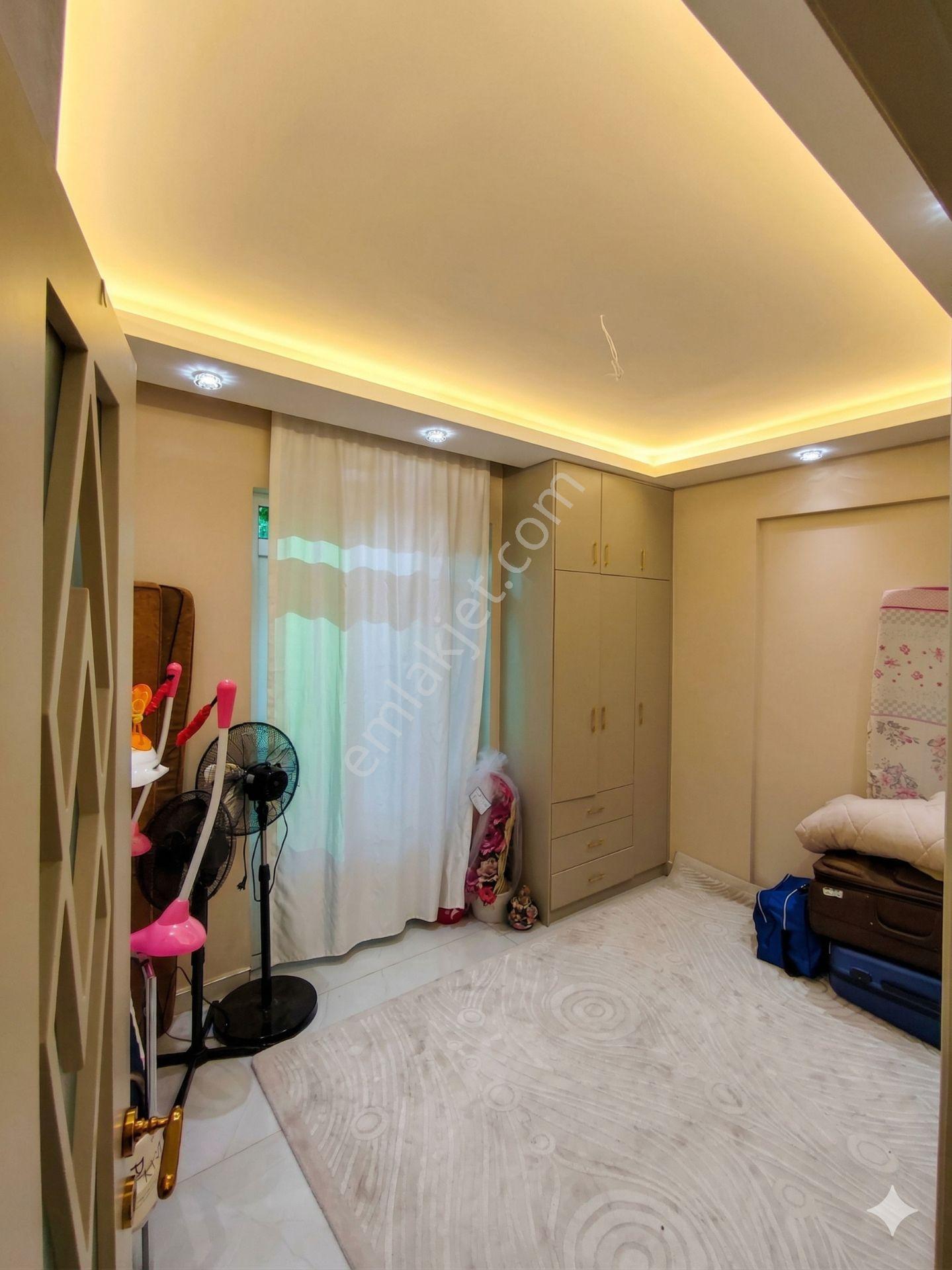 Emsalsiz 6 Katlı 6 Adet Daire Komple Satılık Bina - Görsel 14