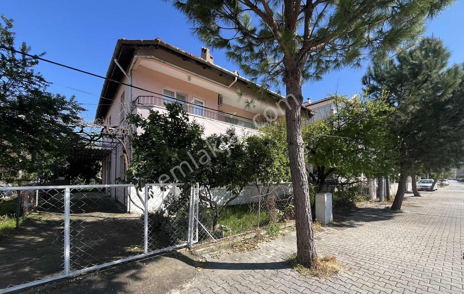 Lavınıa'dan Müstakil Tadında Kiralık 3+1 - Görsel 2