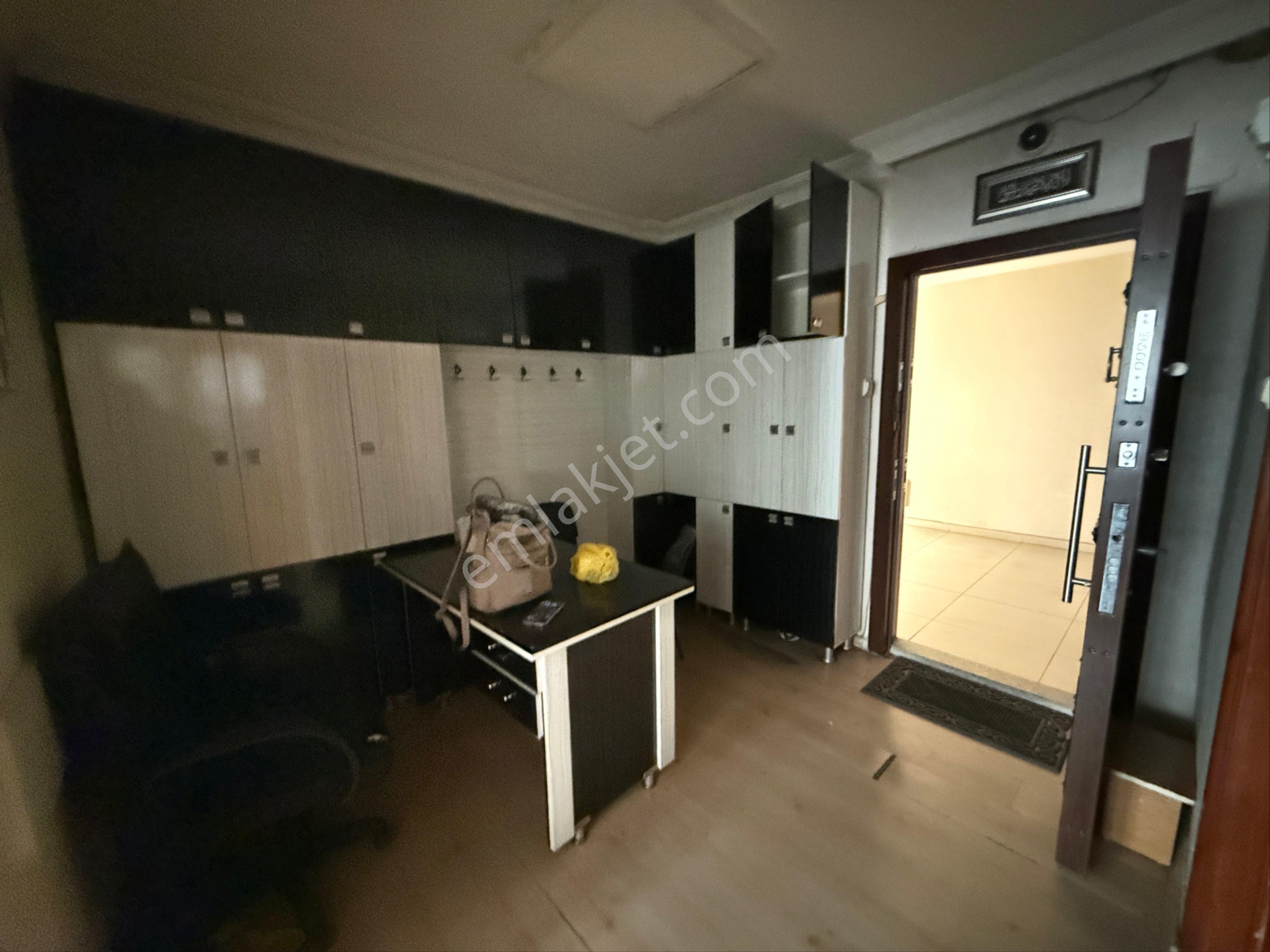 Yonca'dan Ful Eşyalı Çarşıda Maliyeye Adliyeye Yakın 2+1 Ofis - Görsel 7