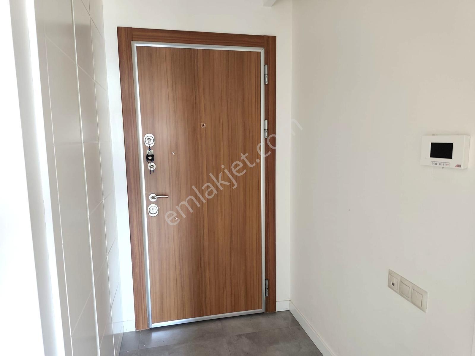 100.yıl Alpaslan İ.okulu Yanı,13.kat,2+1,açık Mut. Kiralık Daire - Görsel 3