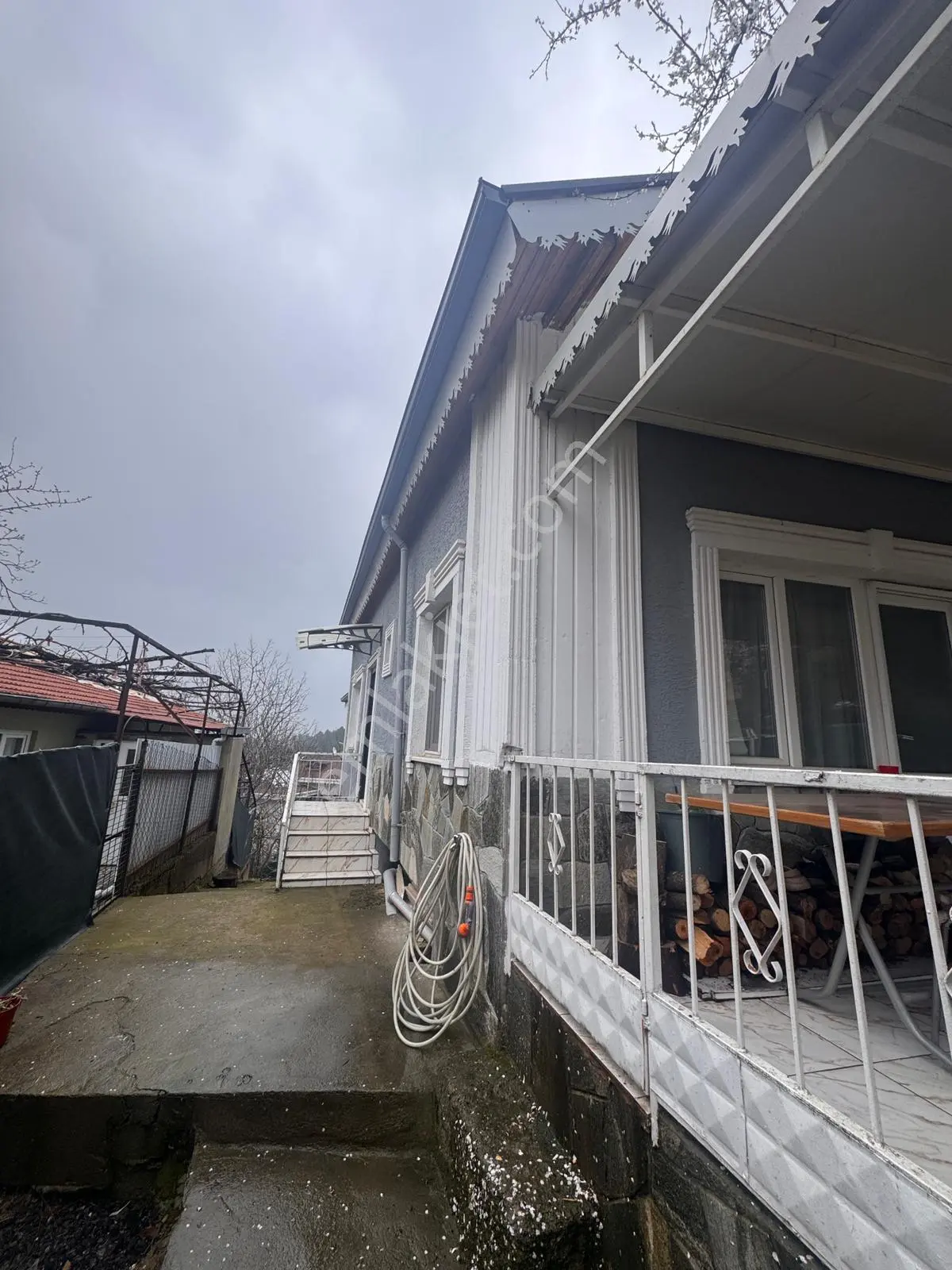 Geniş Bahçe, 2 Katlı Villa Ve Ek Yaşam Alanı Bir Arada! - Görsel 3