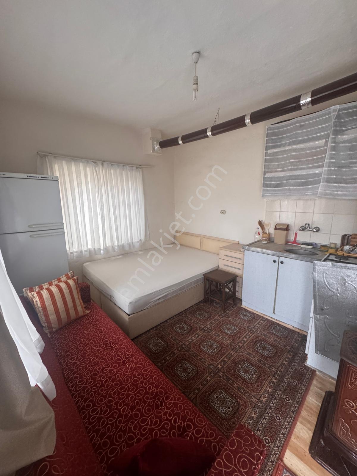 Geniş Bahçe, 2 Katlı Villa Ve Ek Yaşam Alanı Bir Arada! - Görsel 10