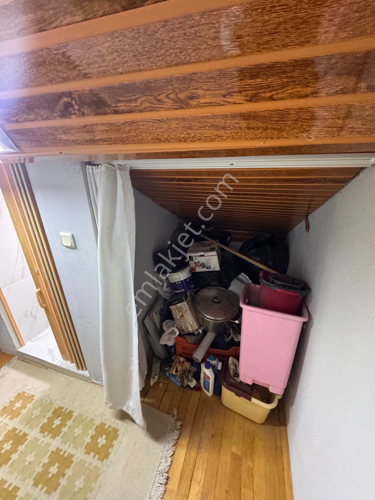 Geniş Bahçe, 2 Katlı Villa Ve Ek Yaşam Alanı Bir Arada! - Görsel 31