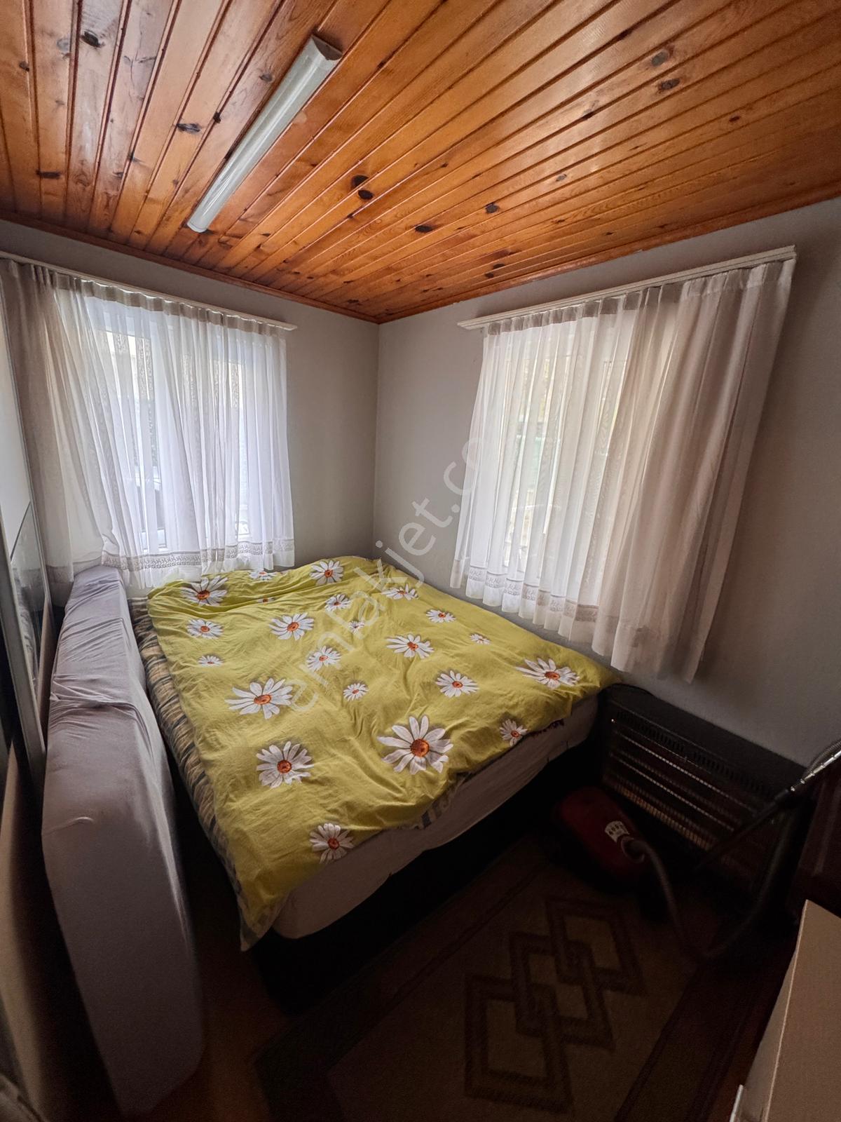 Geniş Bahçe, 2 Katlı Villa Ve Ek Yaşam Alanı Bir Arada! - Görsel 17