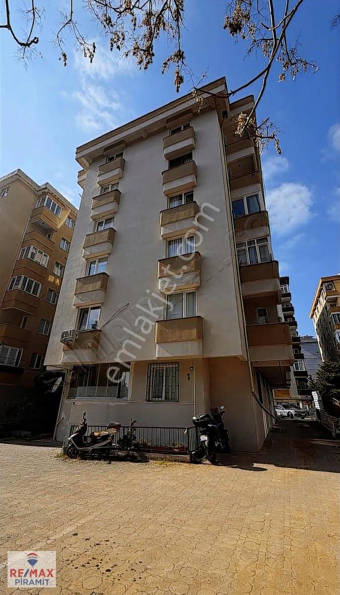 İçerenköyde Genış Ve Ferah 3+1 Satılık Daıre... Hesna Yılmaz - Görsel 16