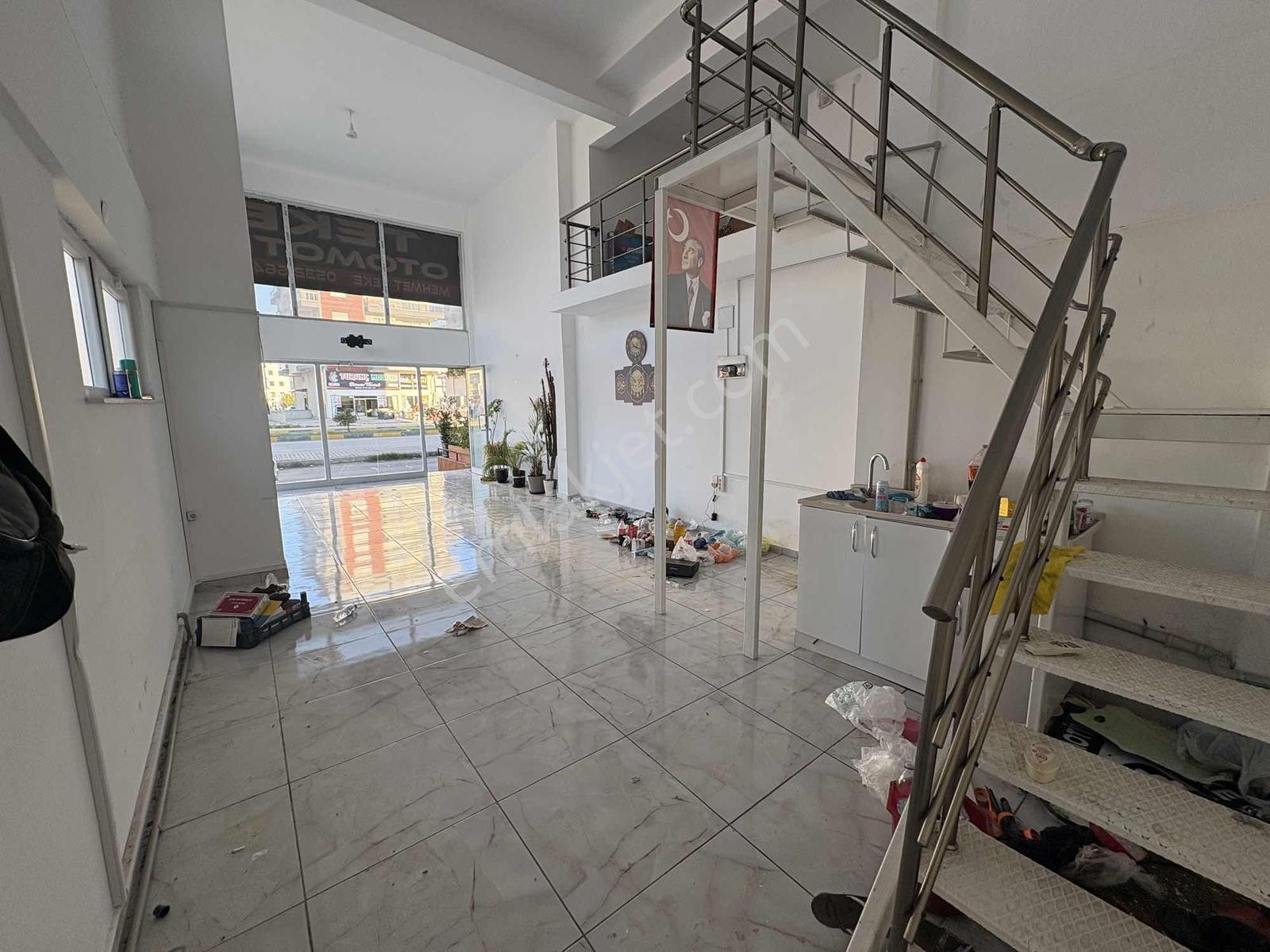Ertuğrul'dan Elmalı Yolunda Kiralık Dükkan - Görsel 3