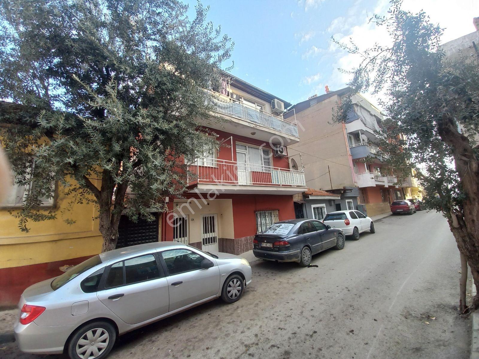 Satılık 3+1 Daire (salı Pazarına Yakın)