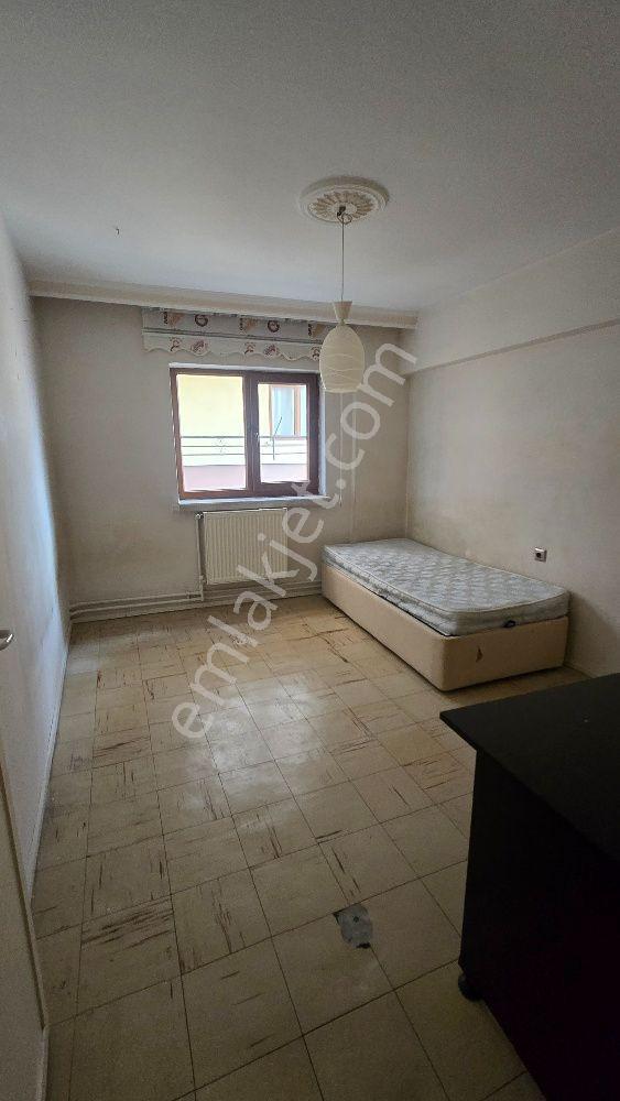 3+1 Asım Gündüz Cd Üstü Bağımsız Salon 3 Cepheli Geniş Kullanışlı Satılık Daire Yıldız Emlak'tan - Görsel 4
