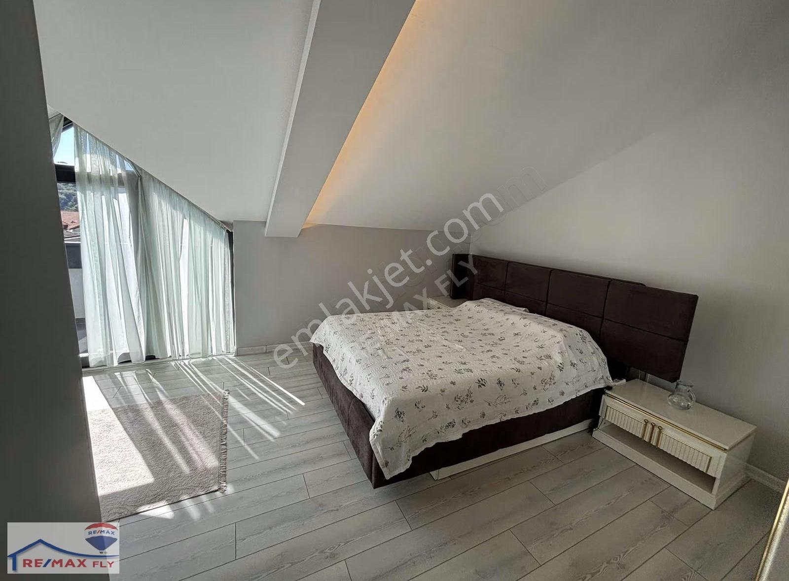 Maden'de Önü Açık Manzaralı Kiracısız Geniş 3+1 Satılık Daire - Görsel 16