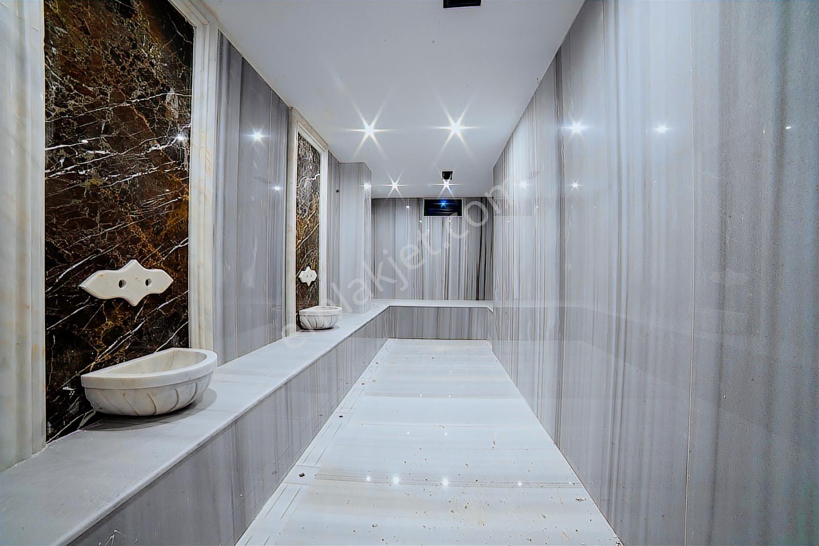 Antalya Lara Güzeloba Da 1+1 Satılık Lüks Eşyalı Daire - Görsel 20