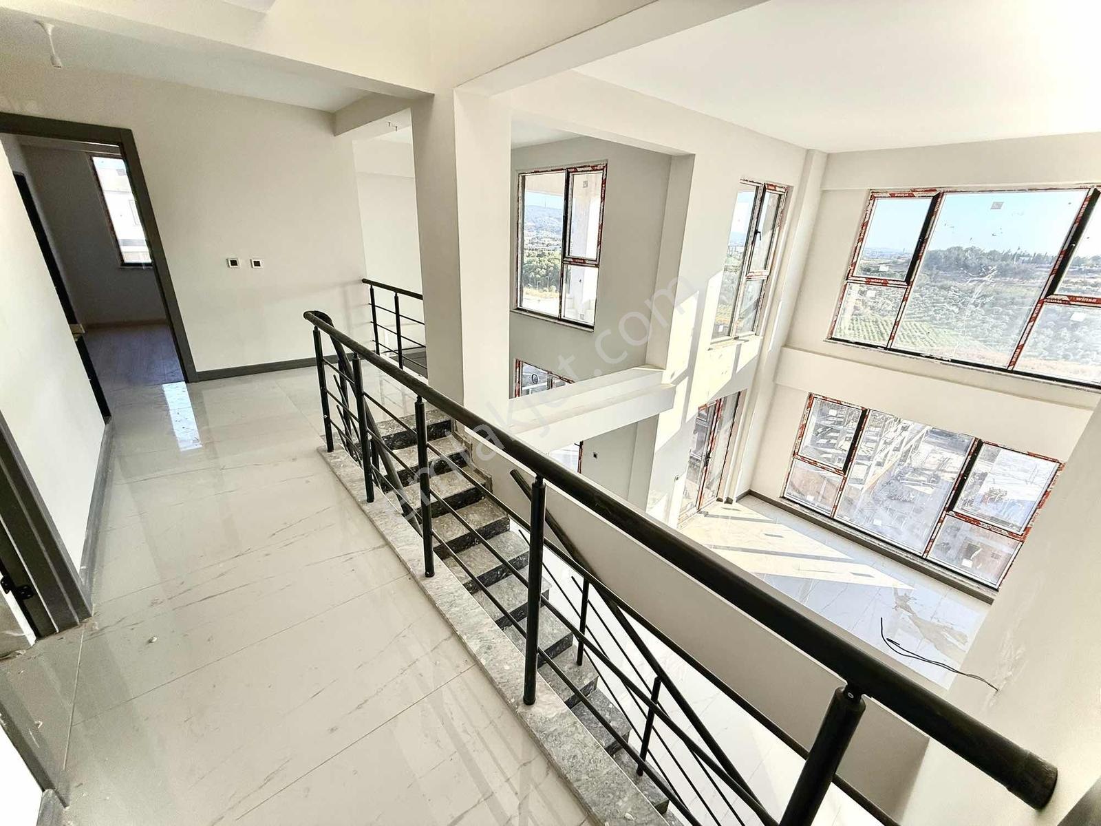 Esenler Blue Life De Villa Tadında Kiralık 3+1 Loft Daire - Görsel 25
