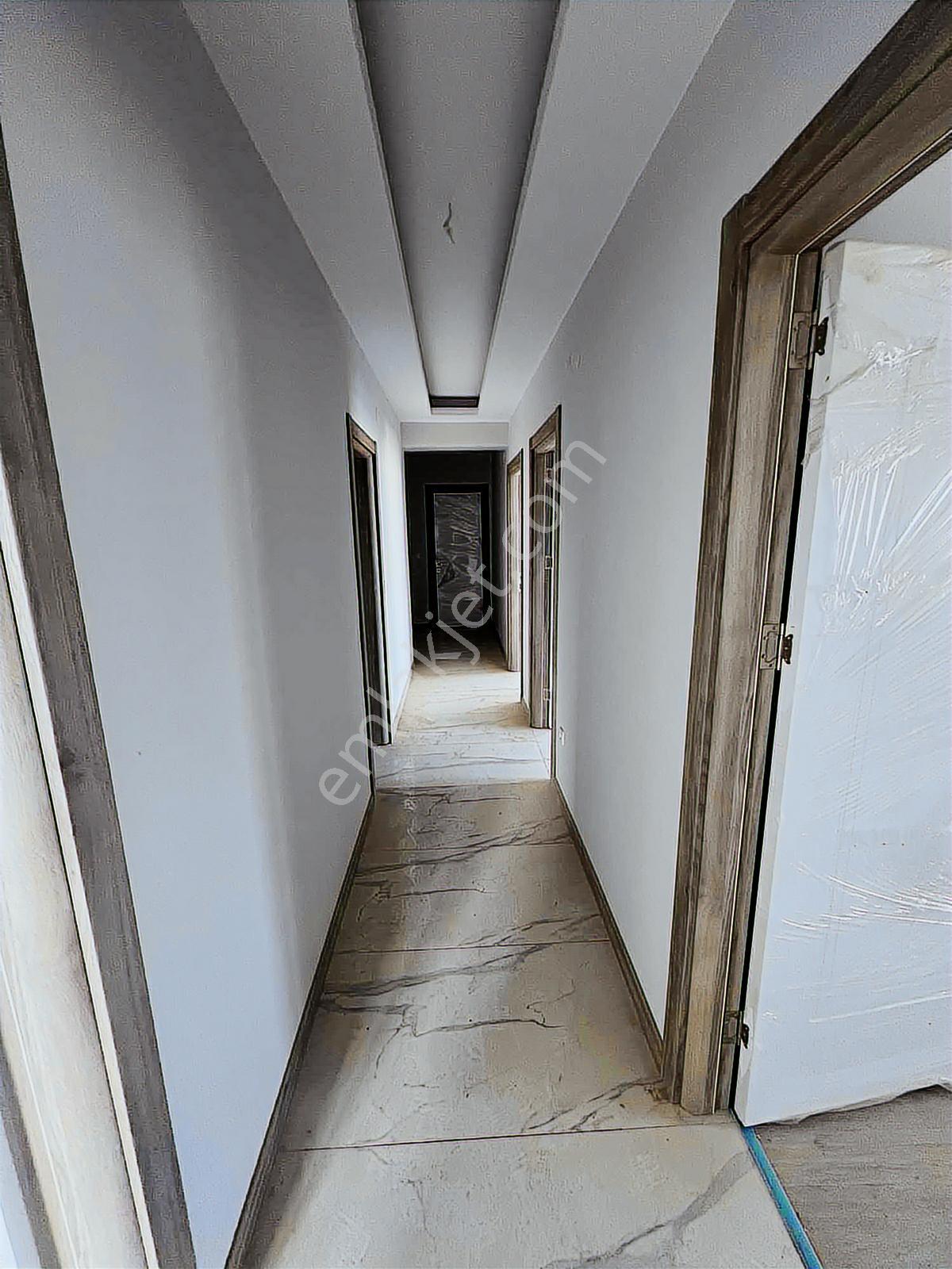 Balkan Mh.sağlıkçılar Sitesi 1.etap Ara Kat 3+1 Daire - Görsel 23