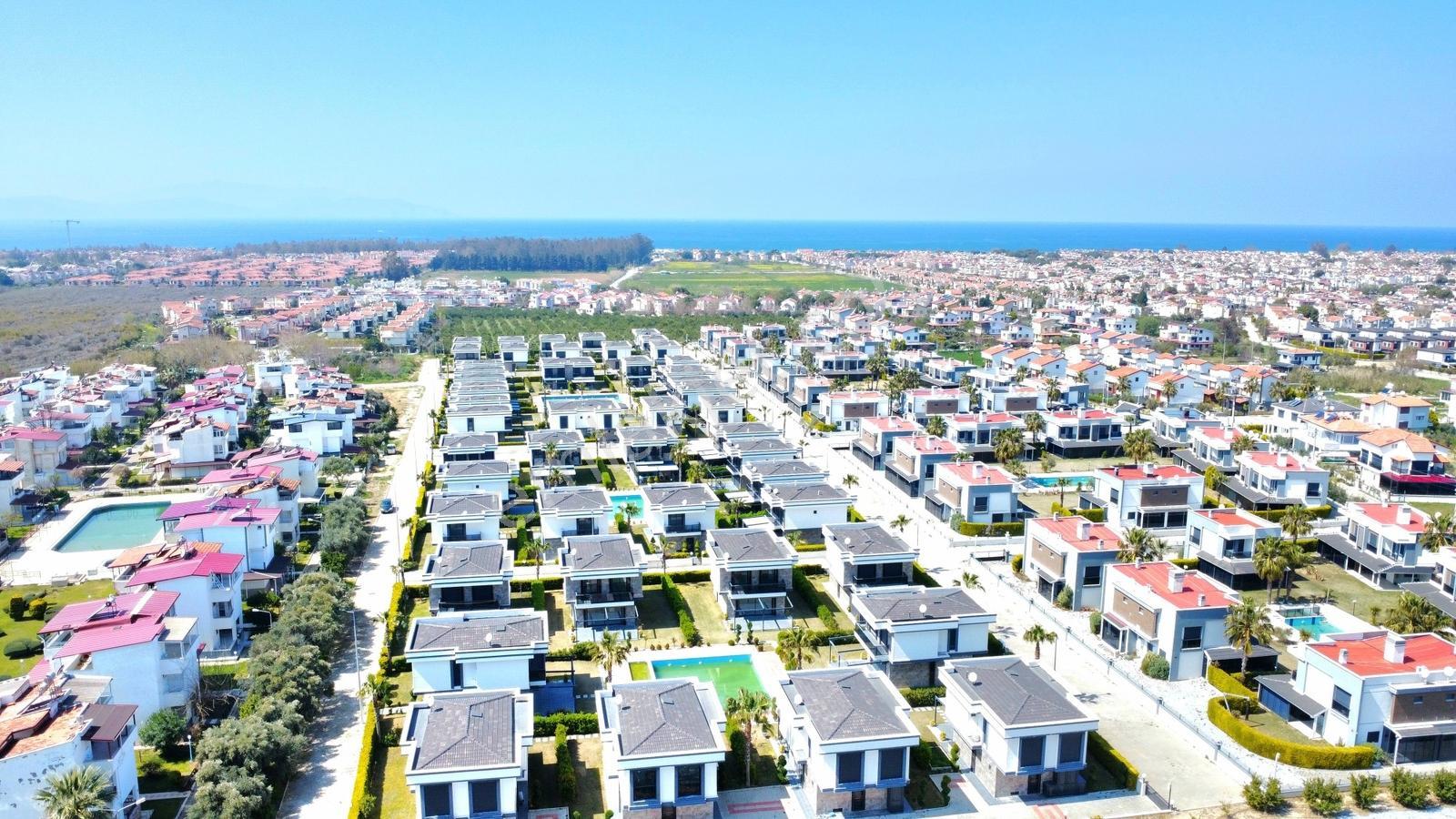 Kuşadası Davutlar Da Denize Yakın Site İçi Satılık 3+1 Villa - Görsel 8