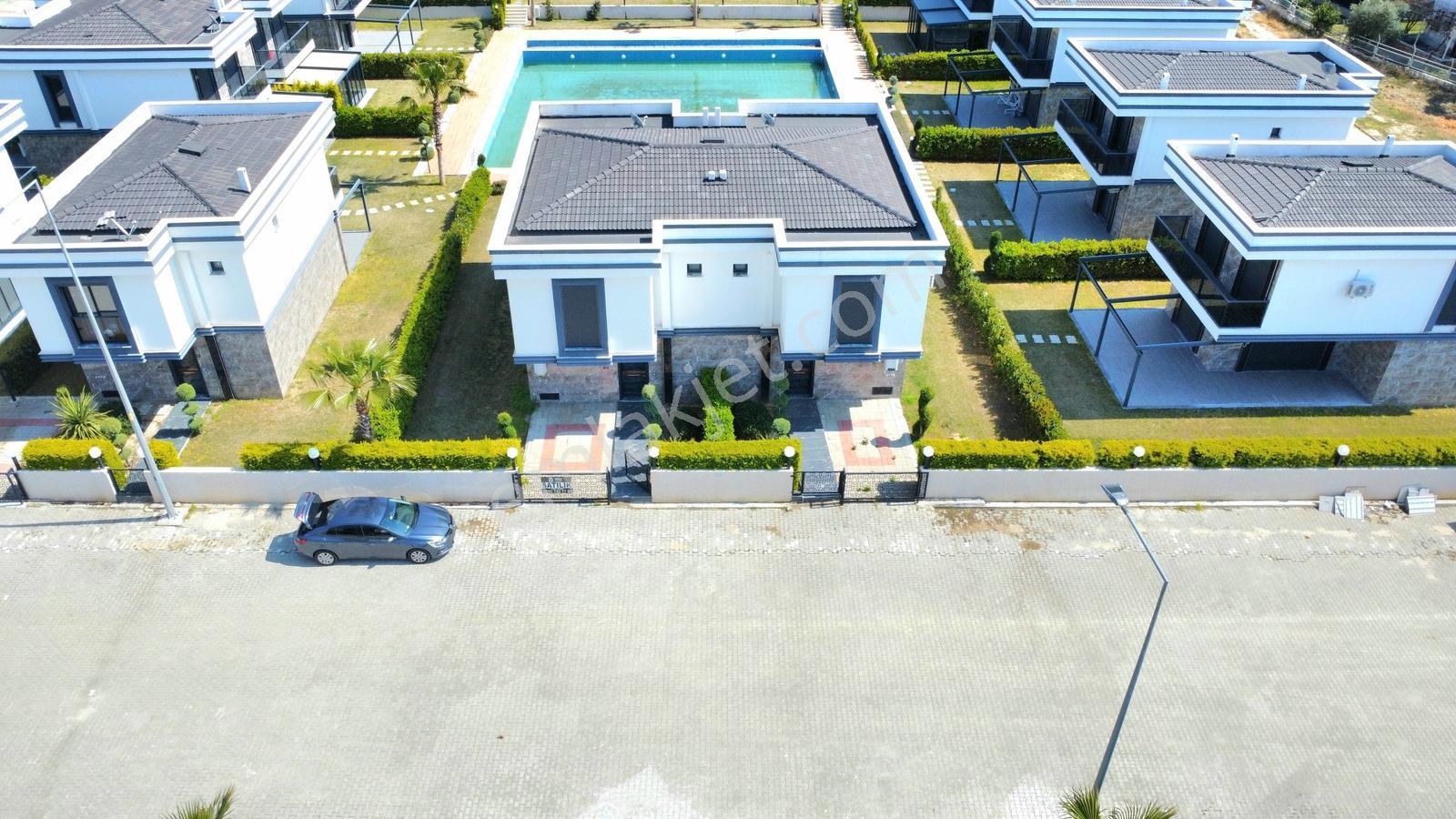 Kuşadası Davutlar Da Denize Yakın Site İçi Satılık 3+1 Villa - Görsel 7