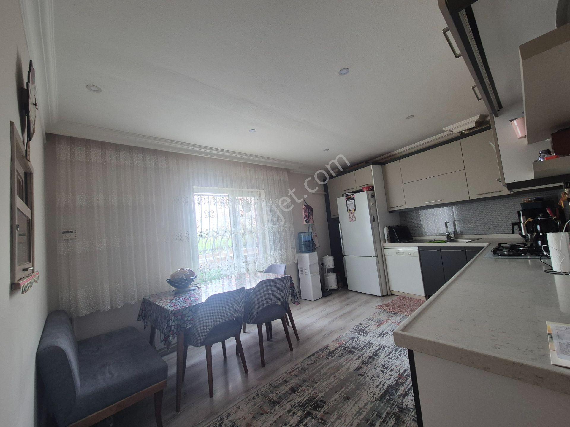 Bandırma Sunullah Mah.de Satılık Müstakil Bahçeli 3 Katlı Villa - Görsel 9