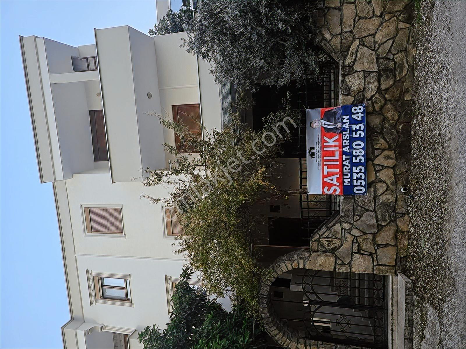 Alanya Avsallar Denize 700 Metre 5+1 Satılık Tribleks Villa - Görsel 18
