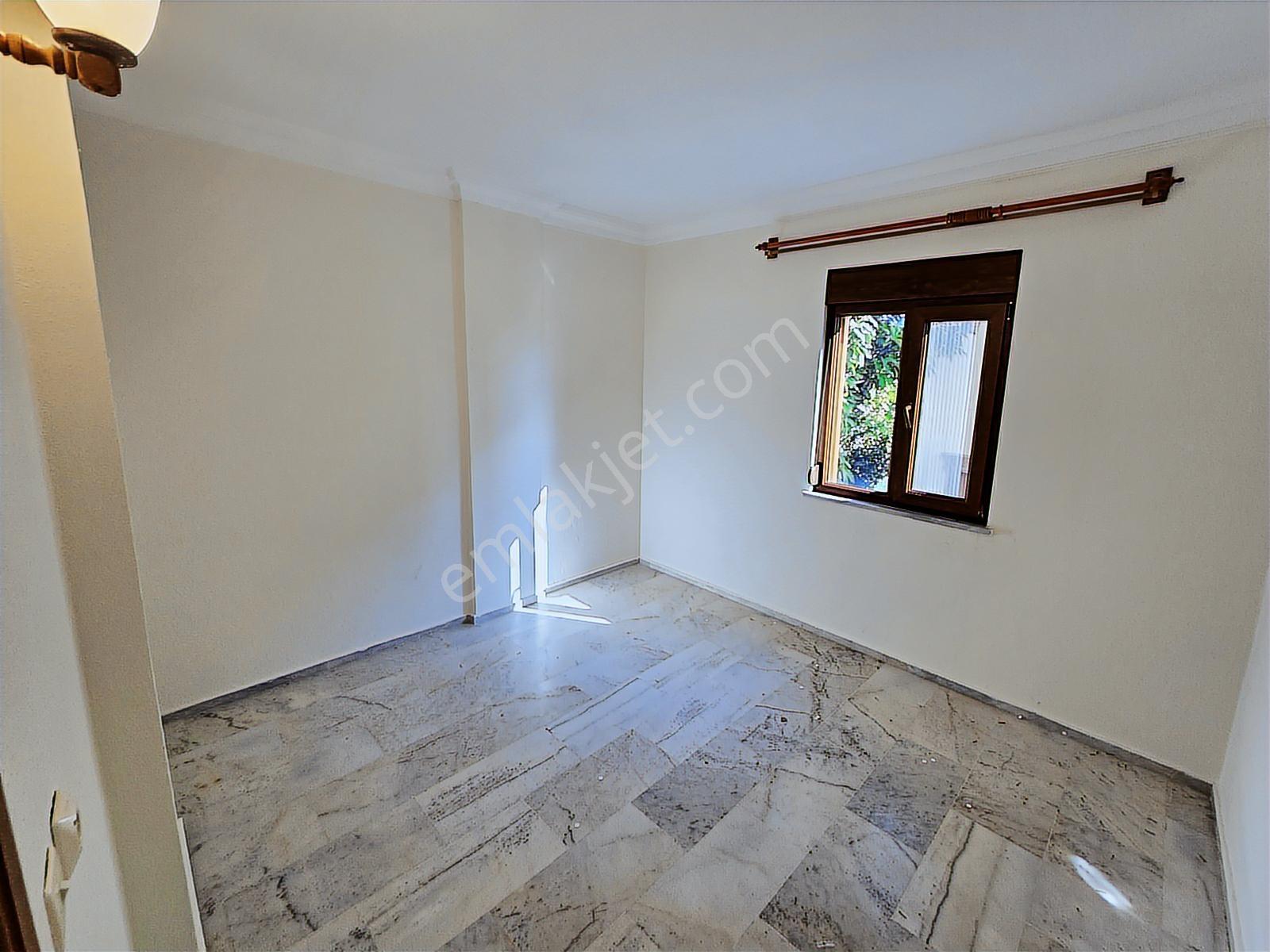 Alanya Avsallar Denize 700 Metre 5+1 Satılık Tribleks Villa - Görsel 4