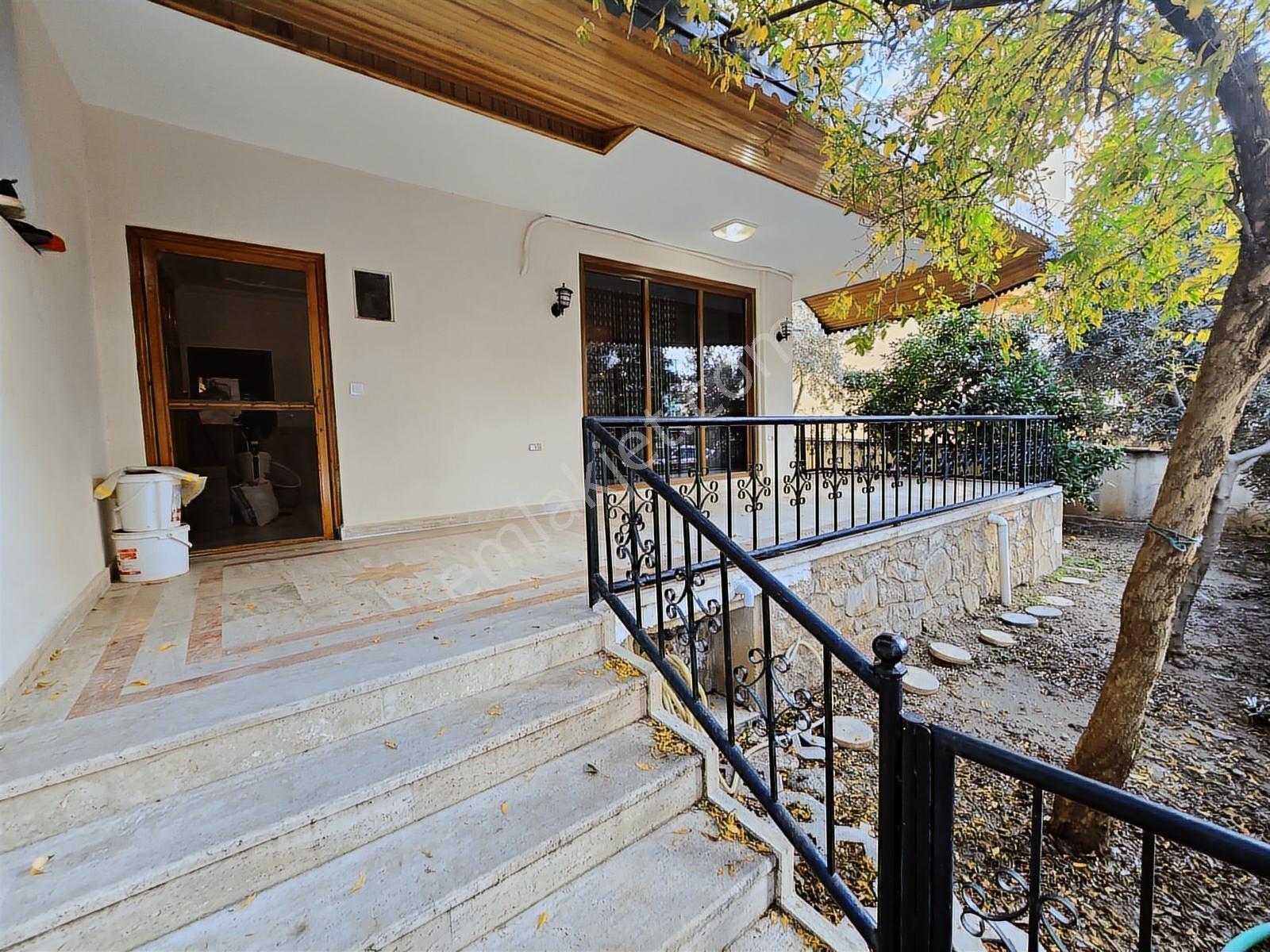 Alanya Avsallar Denize 700 Metre 5+1 Satılık Tribleks Villa - Görsel 28