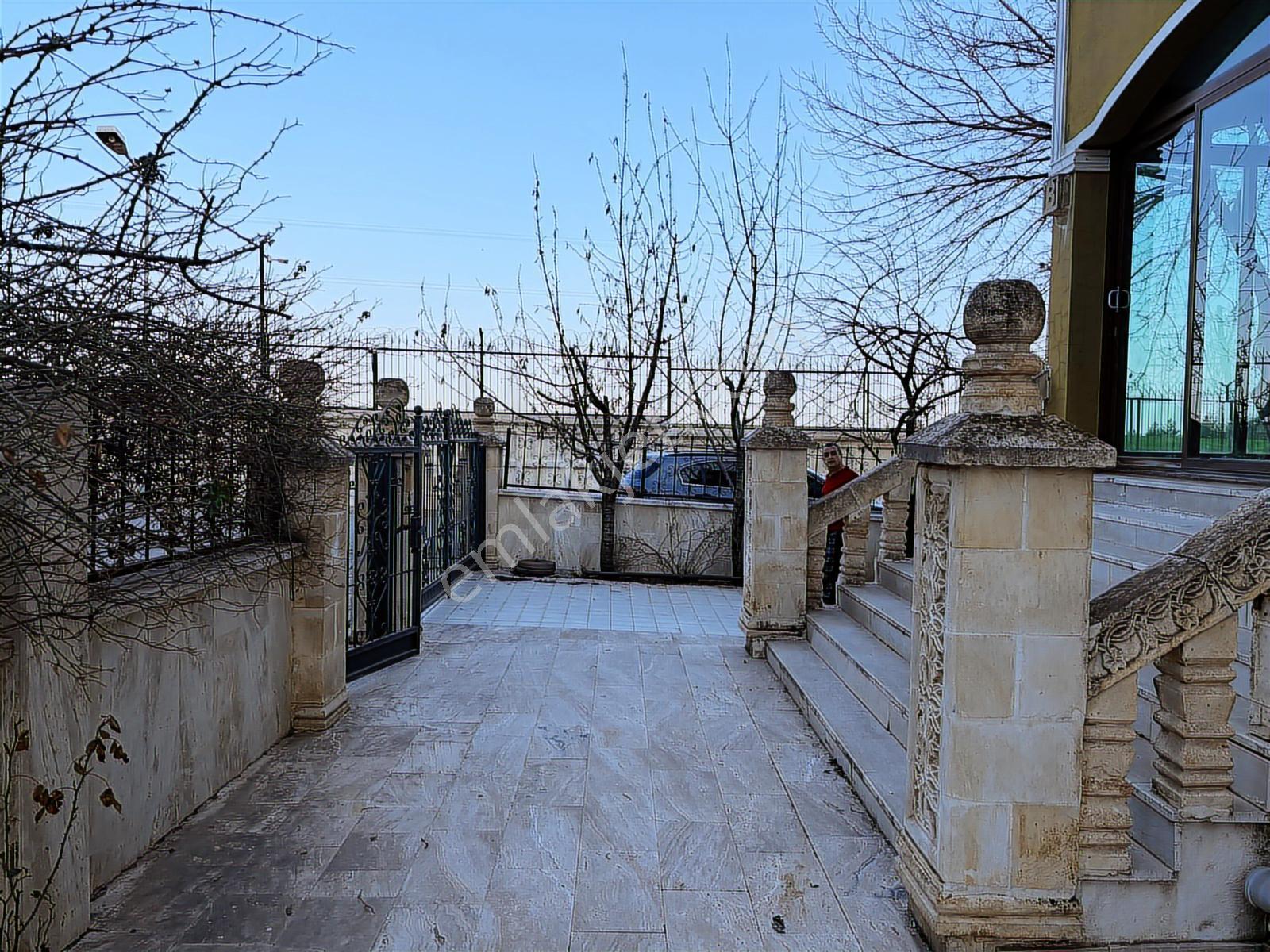 Dicle Üniversitesi Yakını Muhteşem Bahçeli Tripleks Villa - Görsel 12
