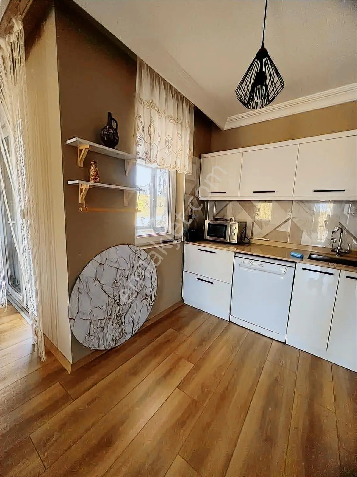 Antalya Manavgat Side Mahallesinde Satılık 2+1 Daire