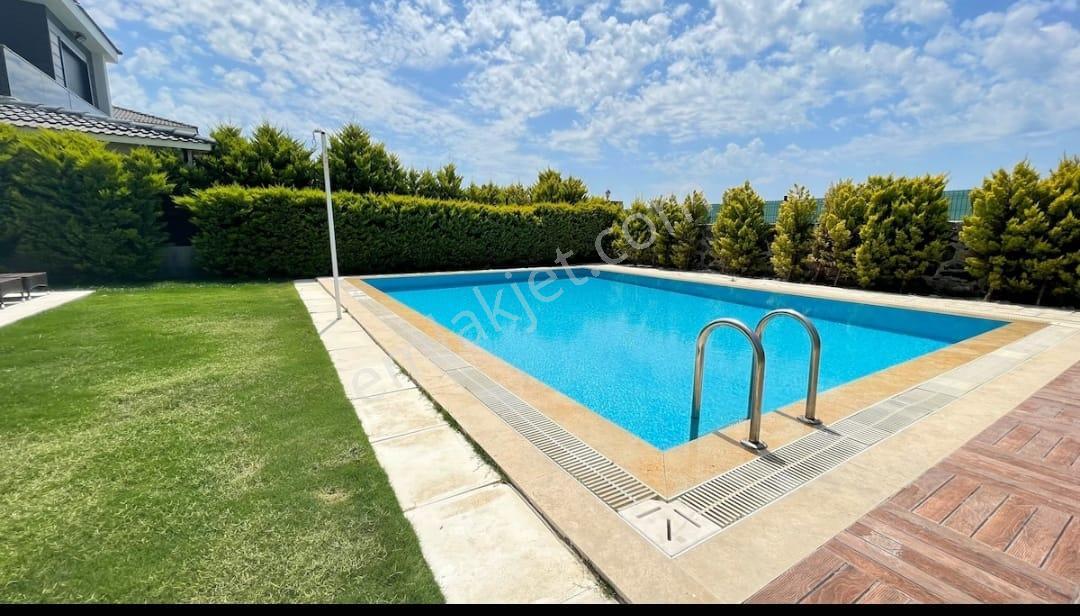 Turyap Çeşme Reisderede Kiralık Havuzlu Müstakil 3+1 Villa - Görsel 5