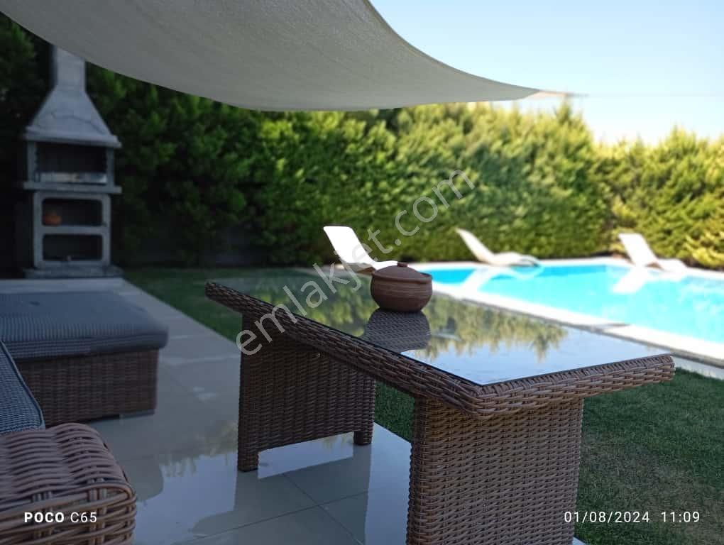 Turyap Çeşme Reisderede Kiralık Havuzlu Müstakil 3+1 Villa - Görsel 17