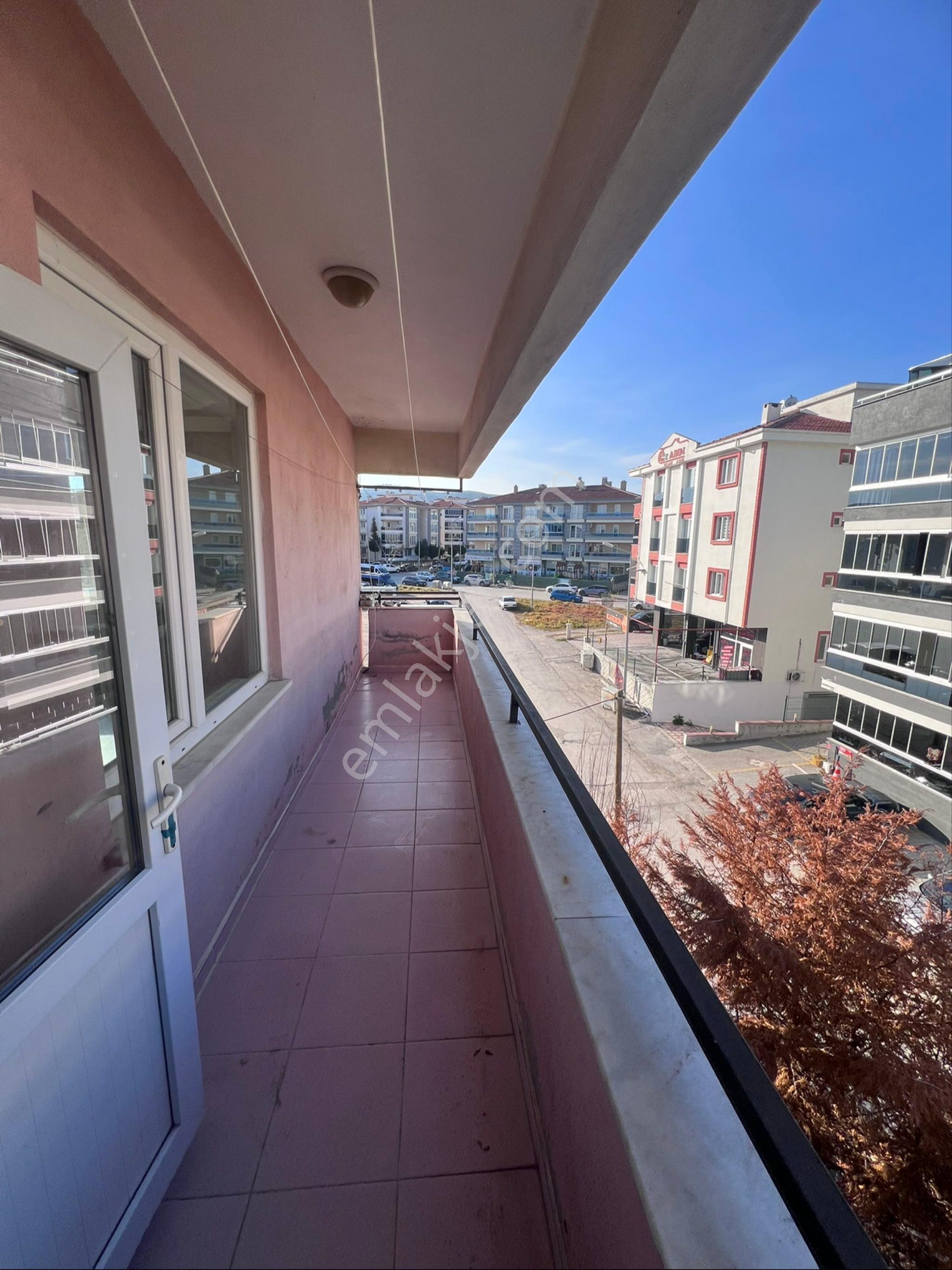 Favori Gayrimenkulden Şehrin En Gözde Lokasyonunda 2+1 125m² Net - Görsel 18