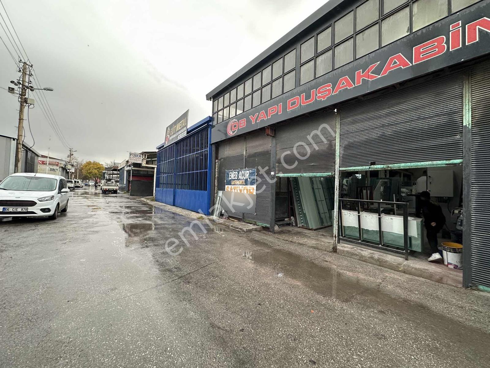 Enes Acur' Dan Demirciler Sanayide 185 M2 Lik Dükkan - Görsel 16