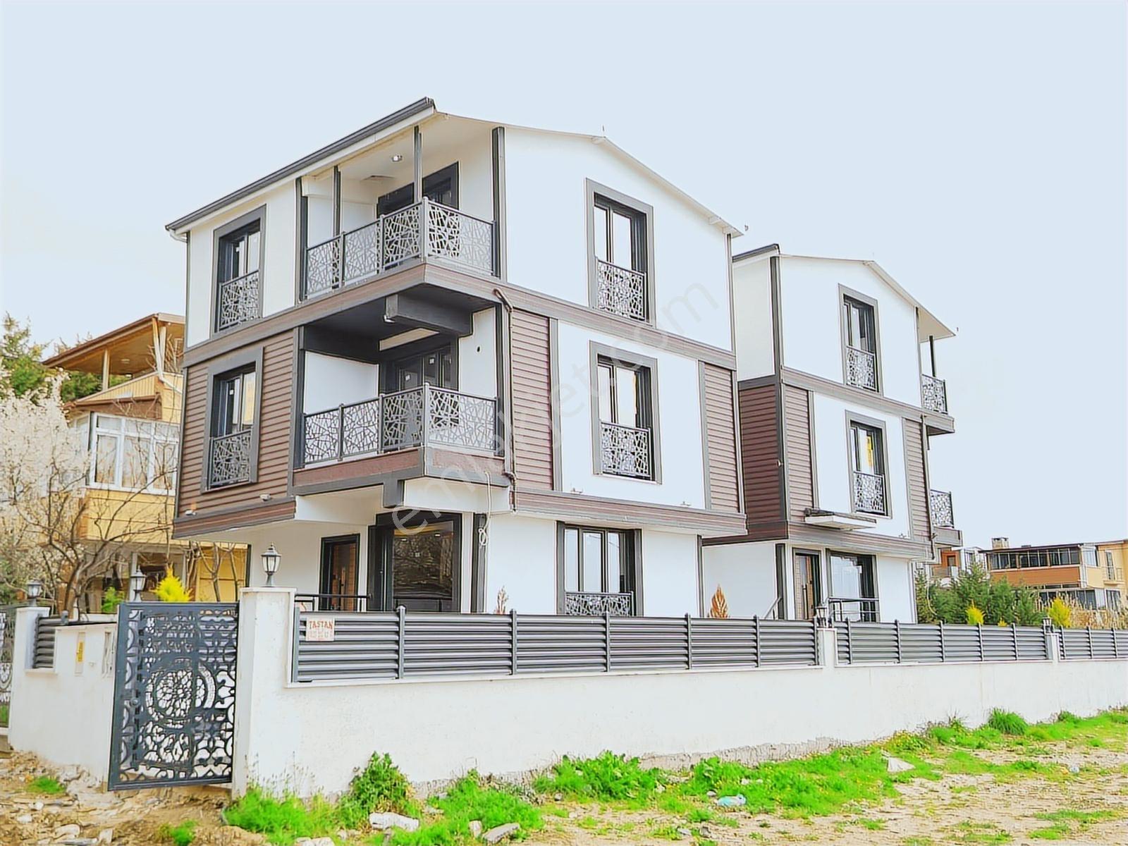 Yeniçiftlik'de Şirin Yazlık Villa #kartallar'dan# - Görsel 24