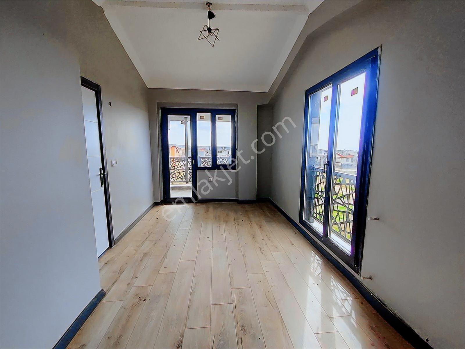 Yeniçiftlik'de Şirin Yazlık Villa #kartallar'dan# - Görsel 22