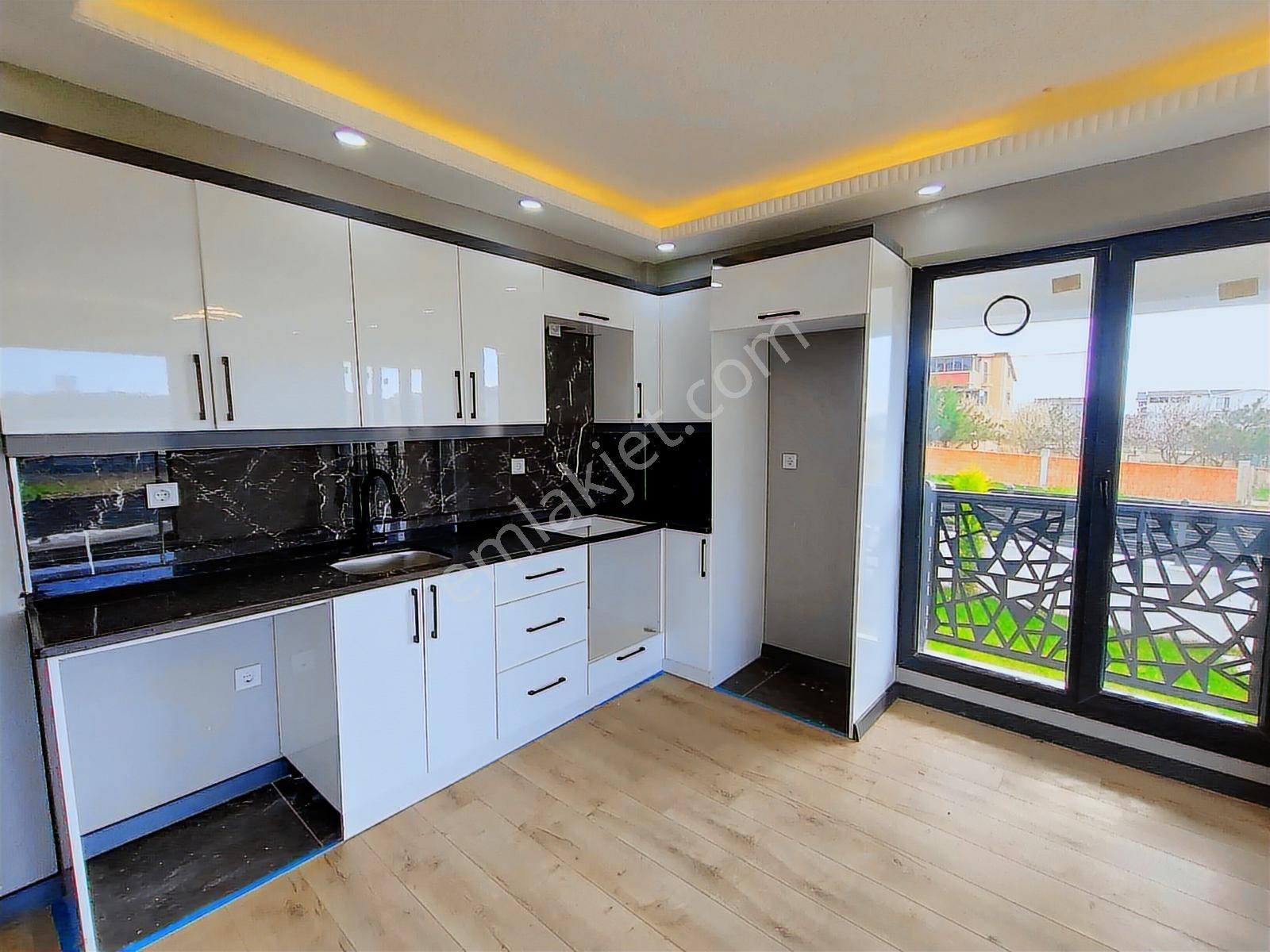 Yeniçiftlik'de Şirin Yazlık Villa #kartallar'dan# - Görsel 10